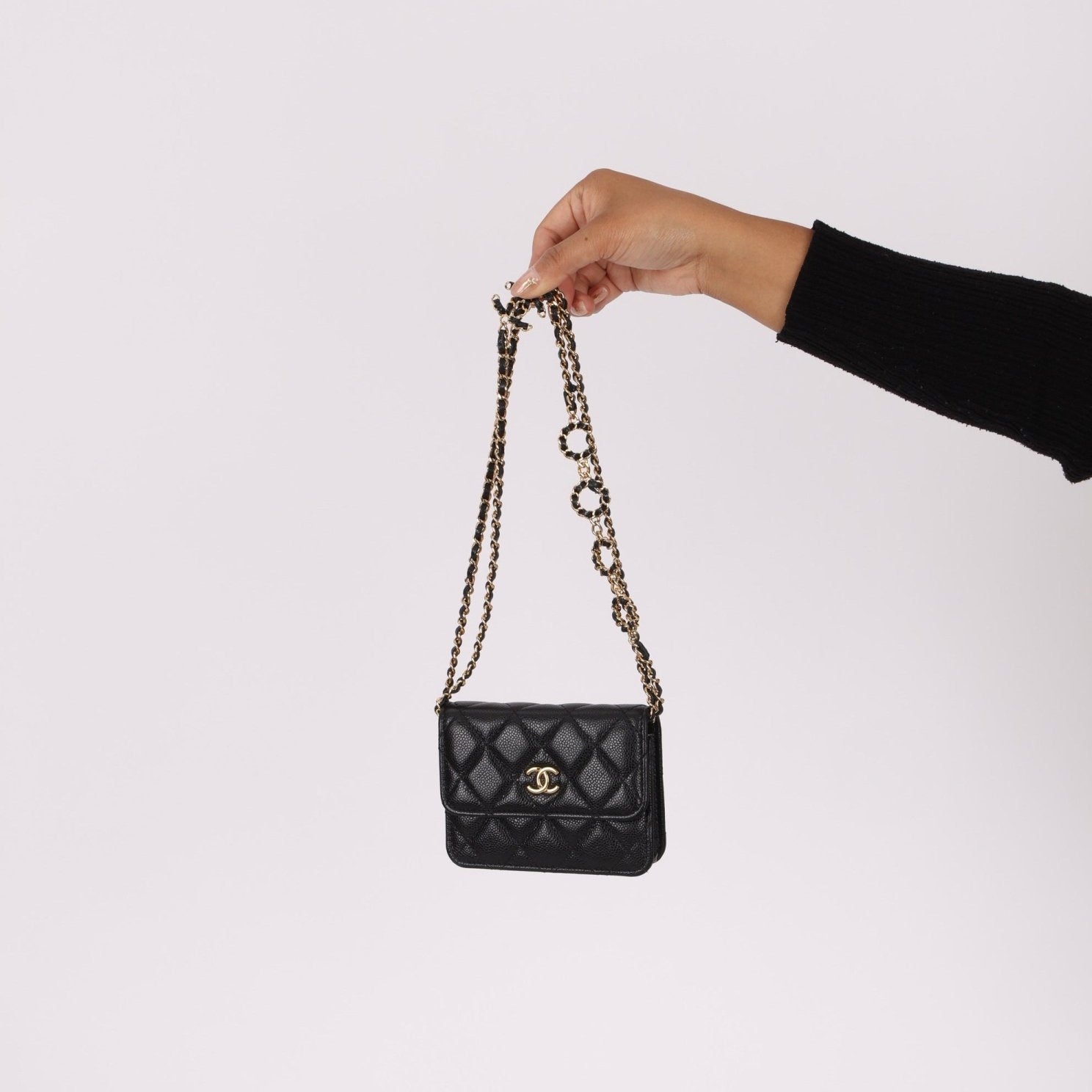 Chanel 2021 Caviar COCO Cardholder on Chain - FashioNica