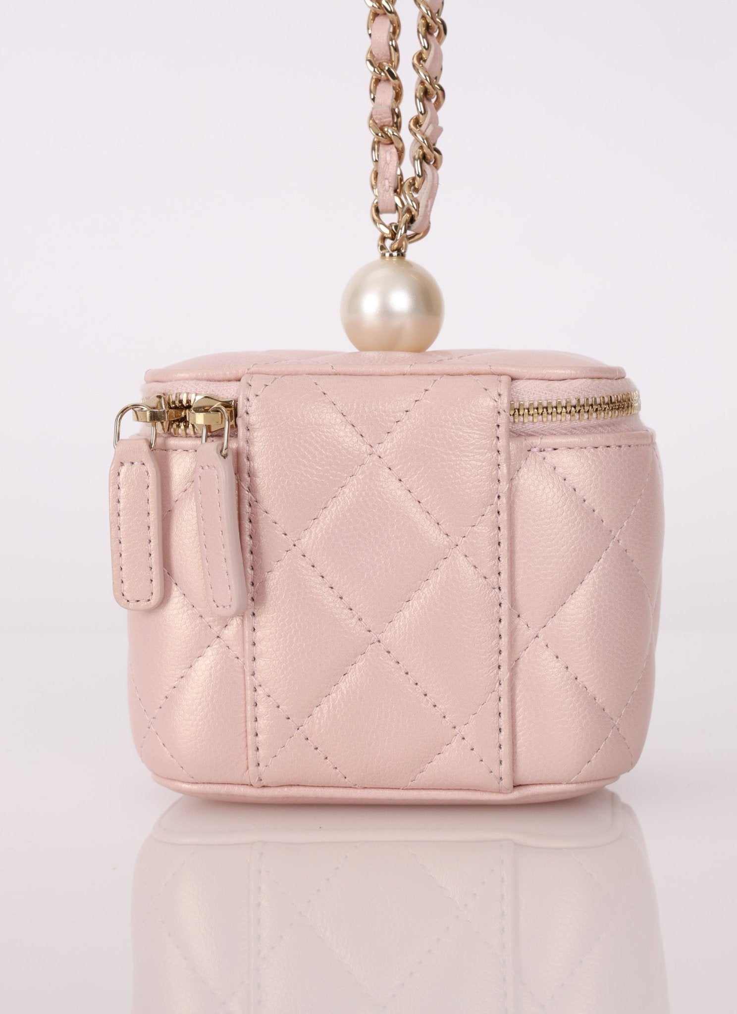 Chanel 2021 Caviar Iridescent Pearl Mini Vanity - FashioNica