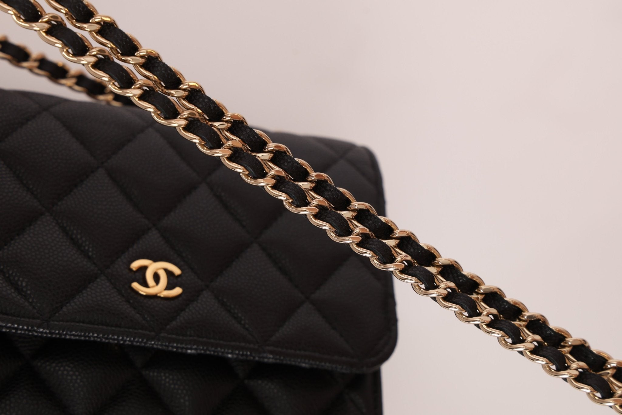 Chanel 2021 Caviar Mini Wallet on Chain - FashioNica