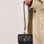 Chanel 2021 Caviar Pearl Cardholder with Chain - FashioNica