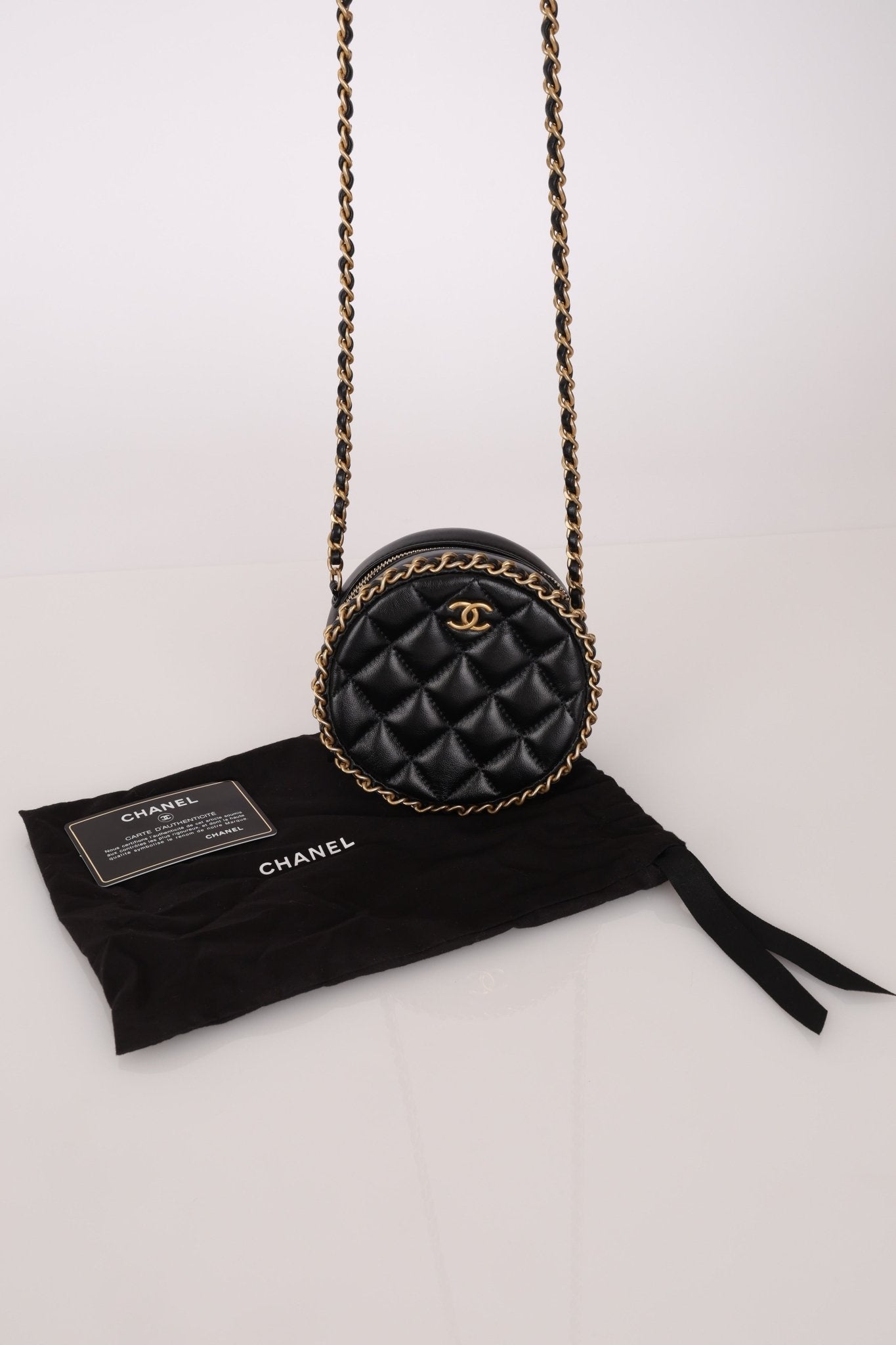 Chanel 2021 Chain Around Round Quilted Lambskin Clutch with Chain - FashioNica