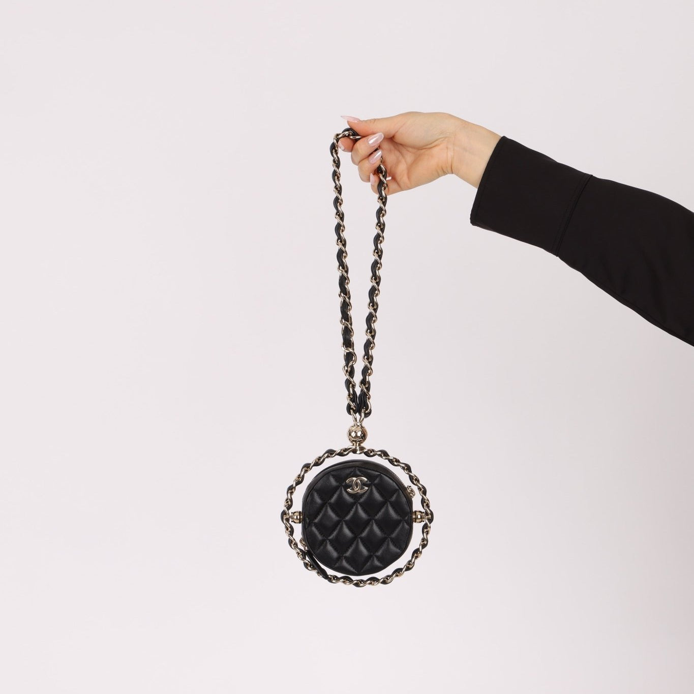Chanel 2021 Frame Chain Around Clutch - FashioNica