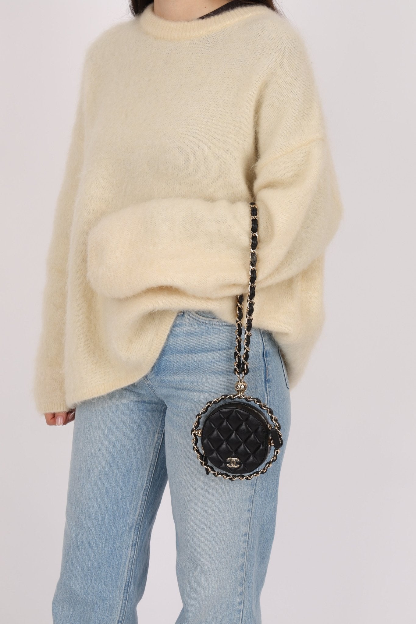 Chanel 2021 Frame Chain Around Clutch - FashioNica