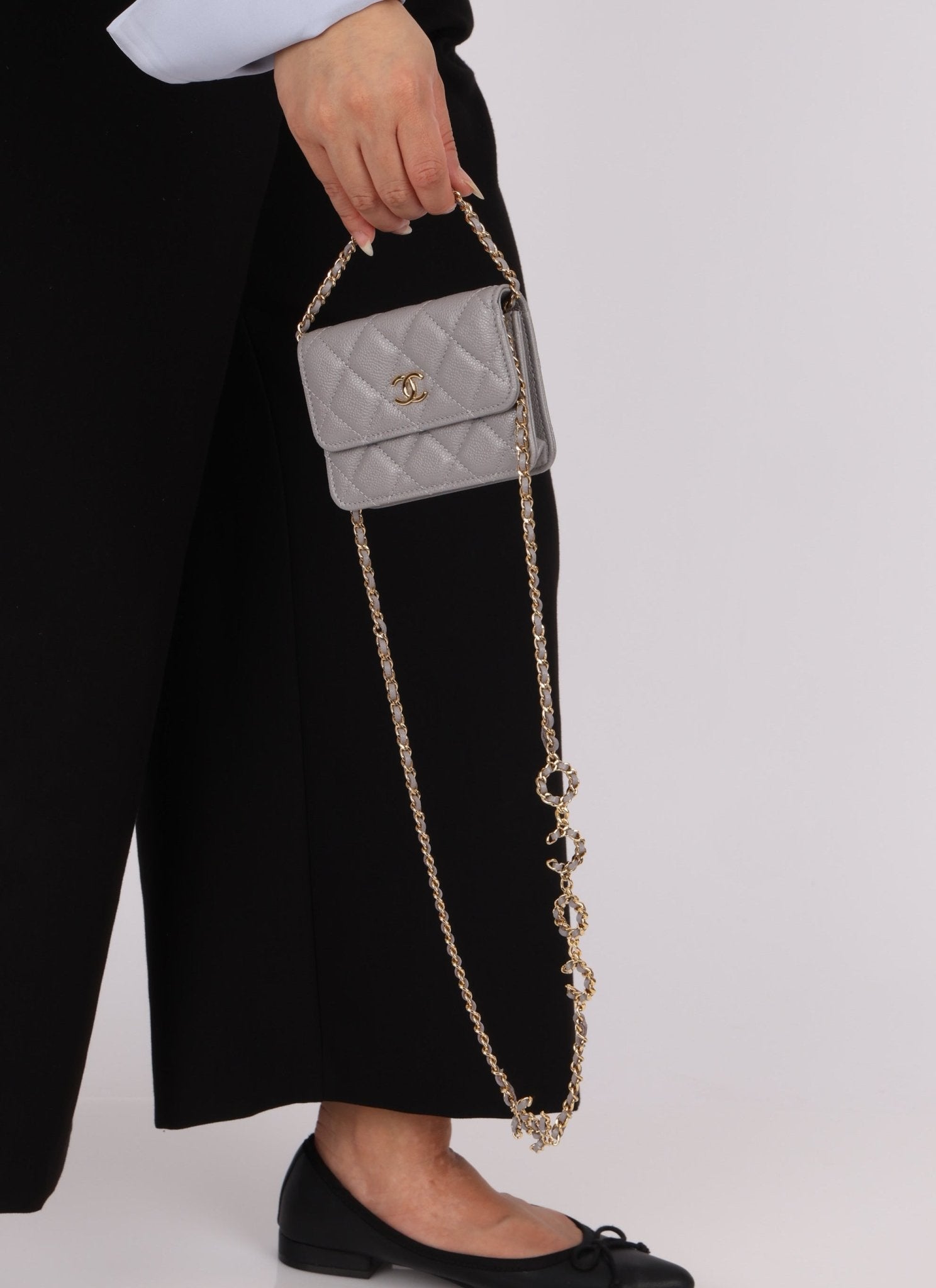 Chanel 2021 Grey Caviar COCO Cardholder on Chain - FashioNica