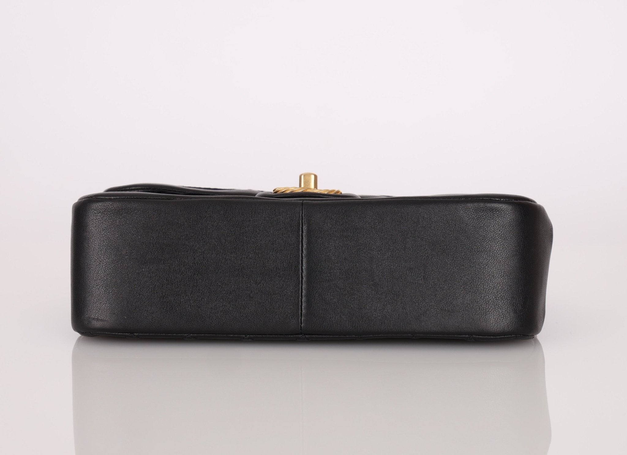 Chanel 2021 Lambskin and Velvet Single Flap Bag - FashioNica