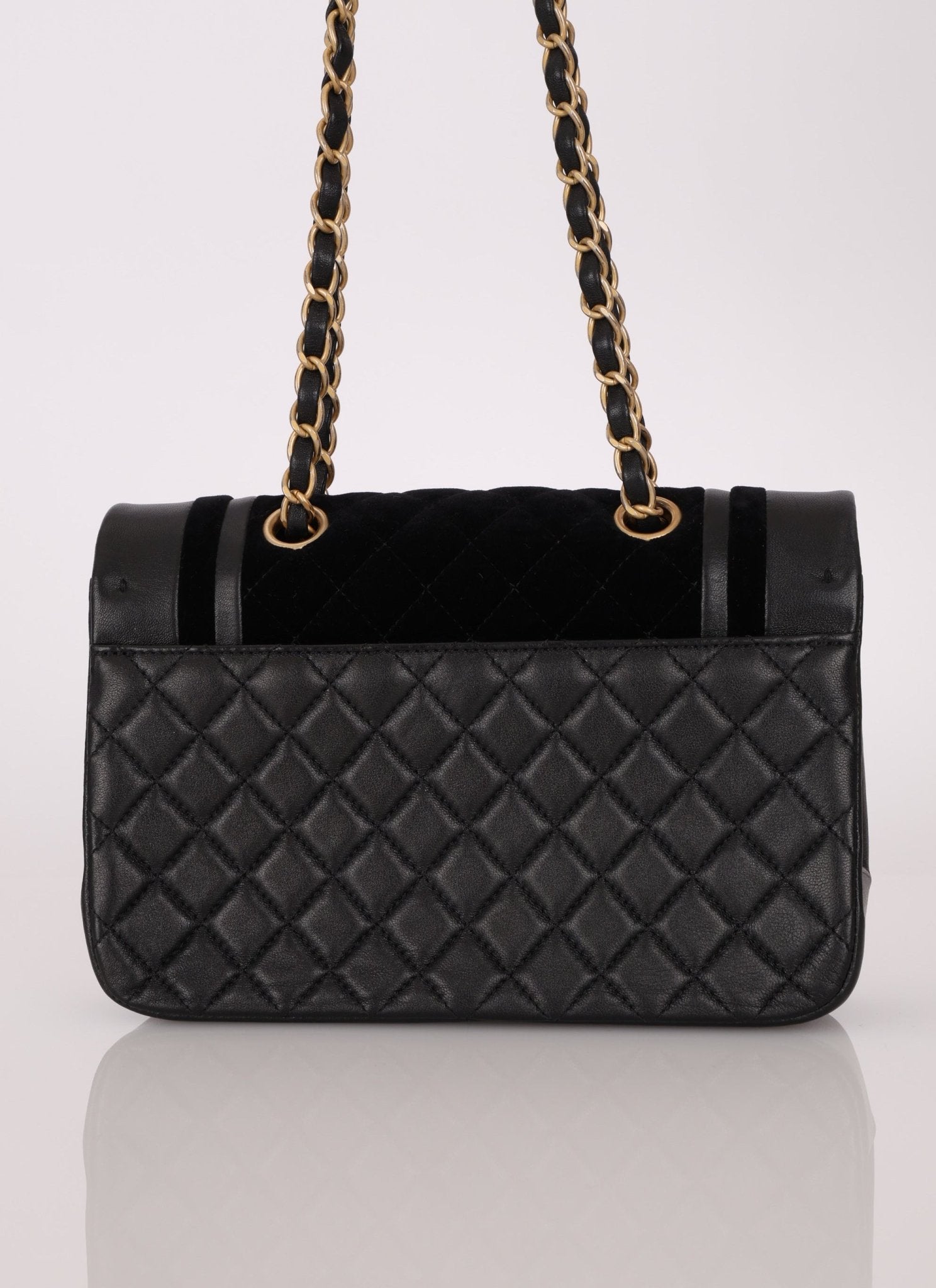 Chanel 2021 Lambskin and Velvet Single Flap Bag - FashioNica