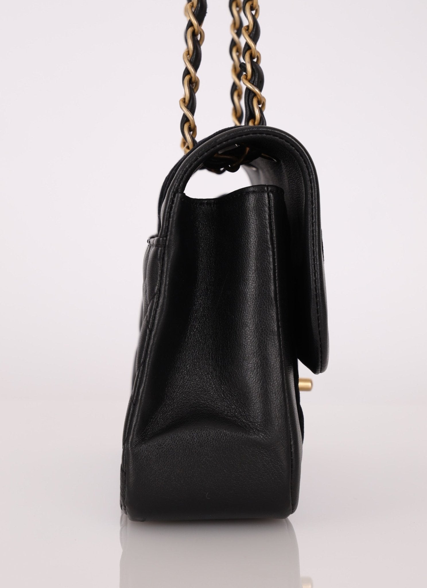 Chanel 2021 Lambskin and Velvet Single Flap Bag - FashioNica