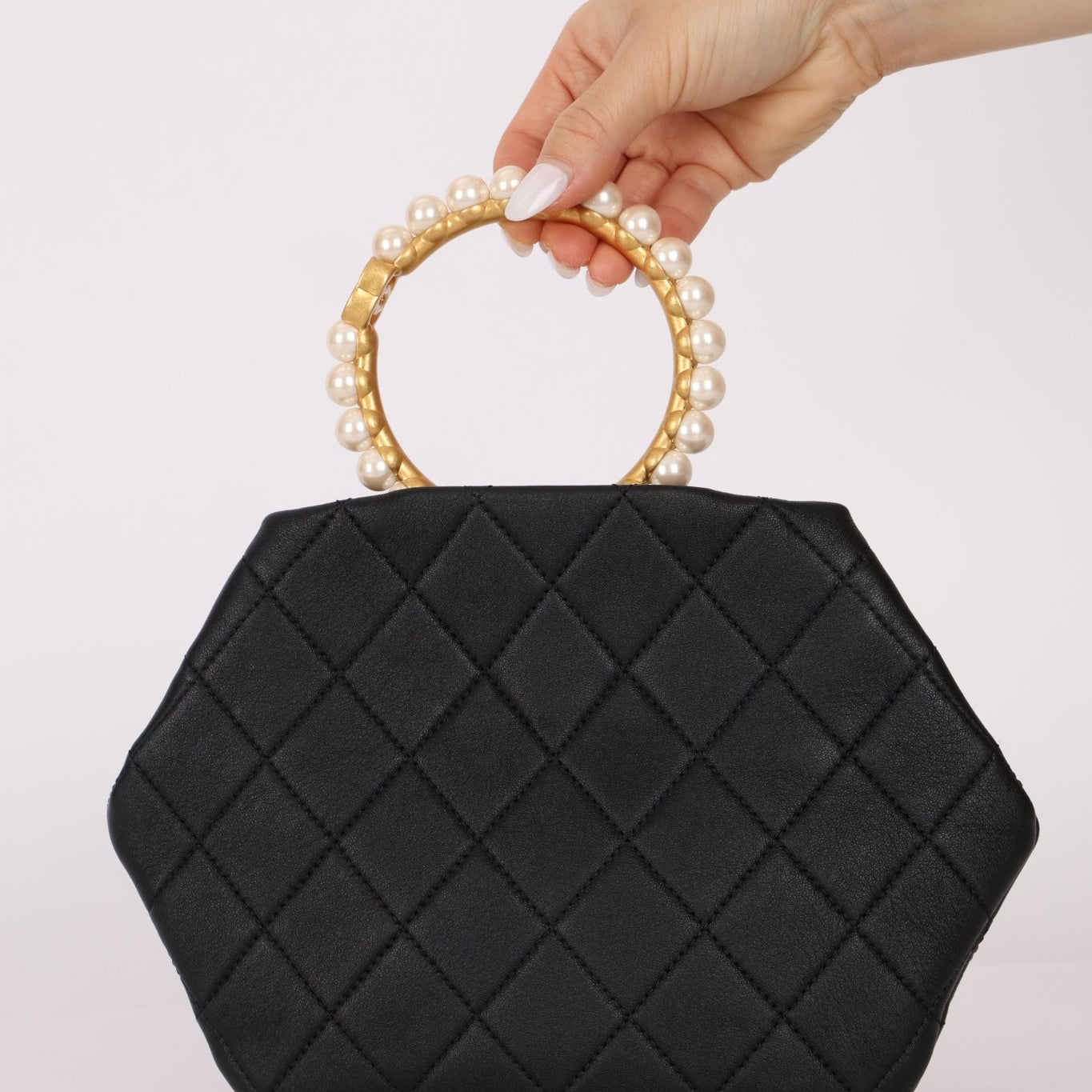 Chanel 2021 Lambskin Pearl Crown Clutch - FashioNica