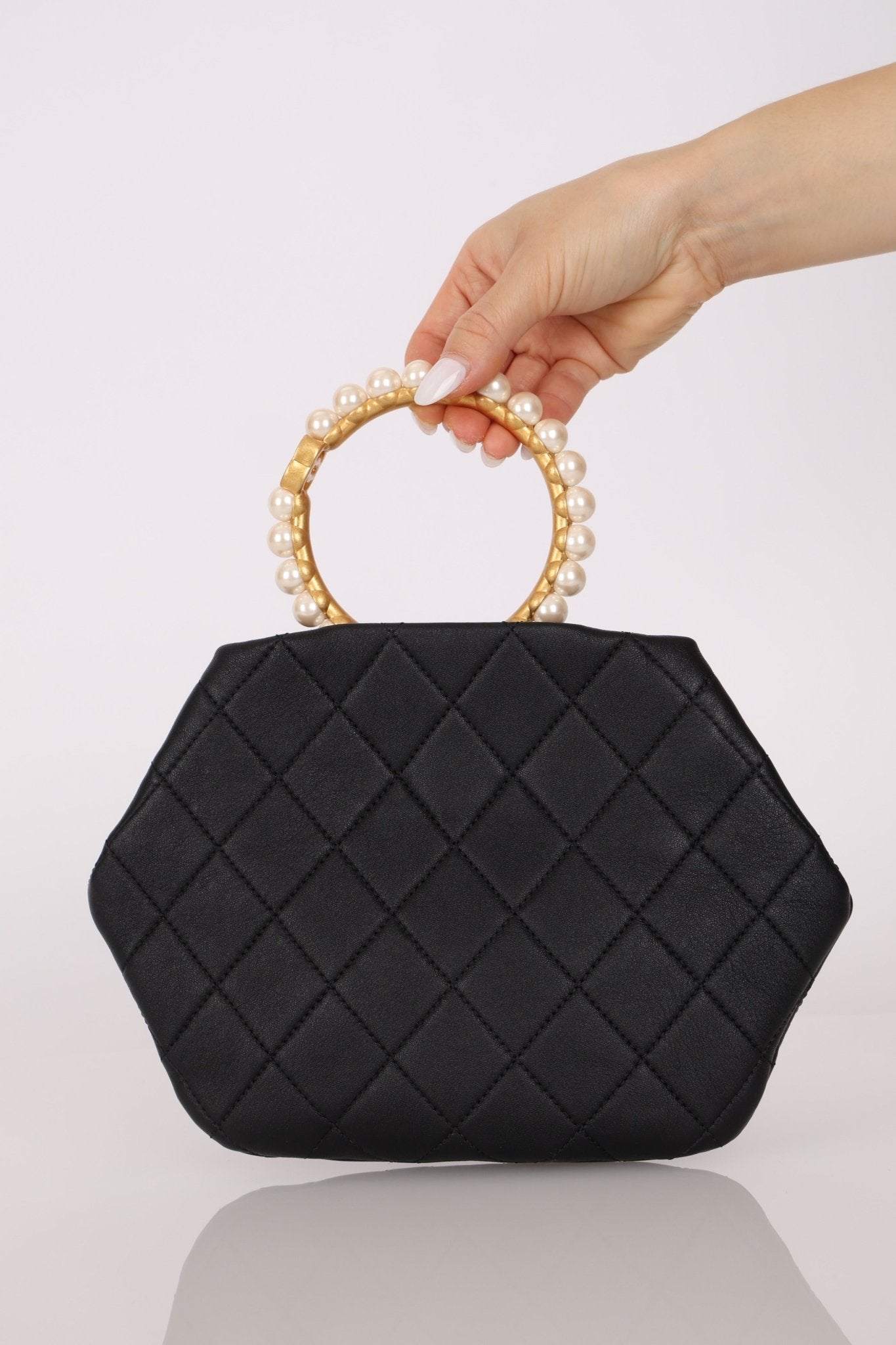 Chanel 2021 Lambskin Pearl Crown Clutch - FashioNica