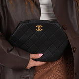 Chanel 2021 Lambskin Pearl Crown Clutch - FashioNica
