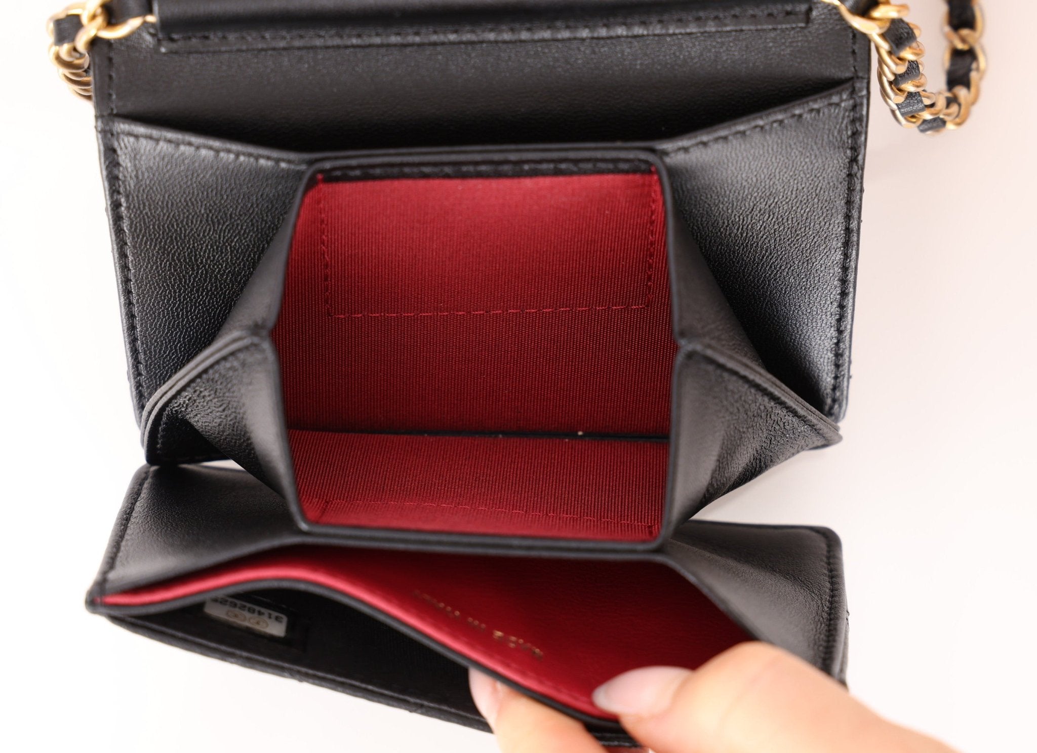 Chanel 2021 Pearl Crown Cardholder on Chain - FashioNica