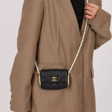 Chanel 2021 Quilted Calfskin About Pearls Card Holder Flap With Chain - FashioNica