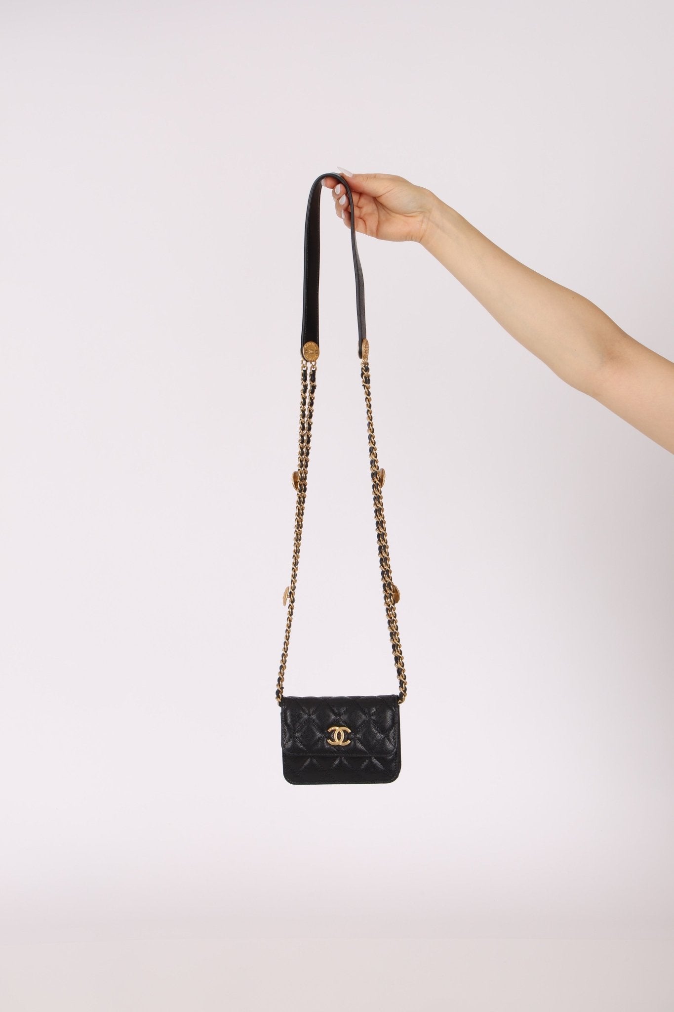 Chanel 2022 Caviar Quilted Twist Your Buttons Coin Purse With Chain - FashioNica