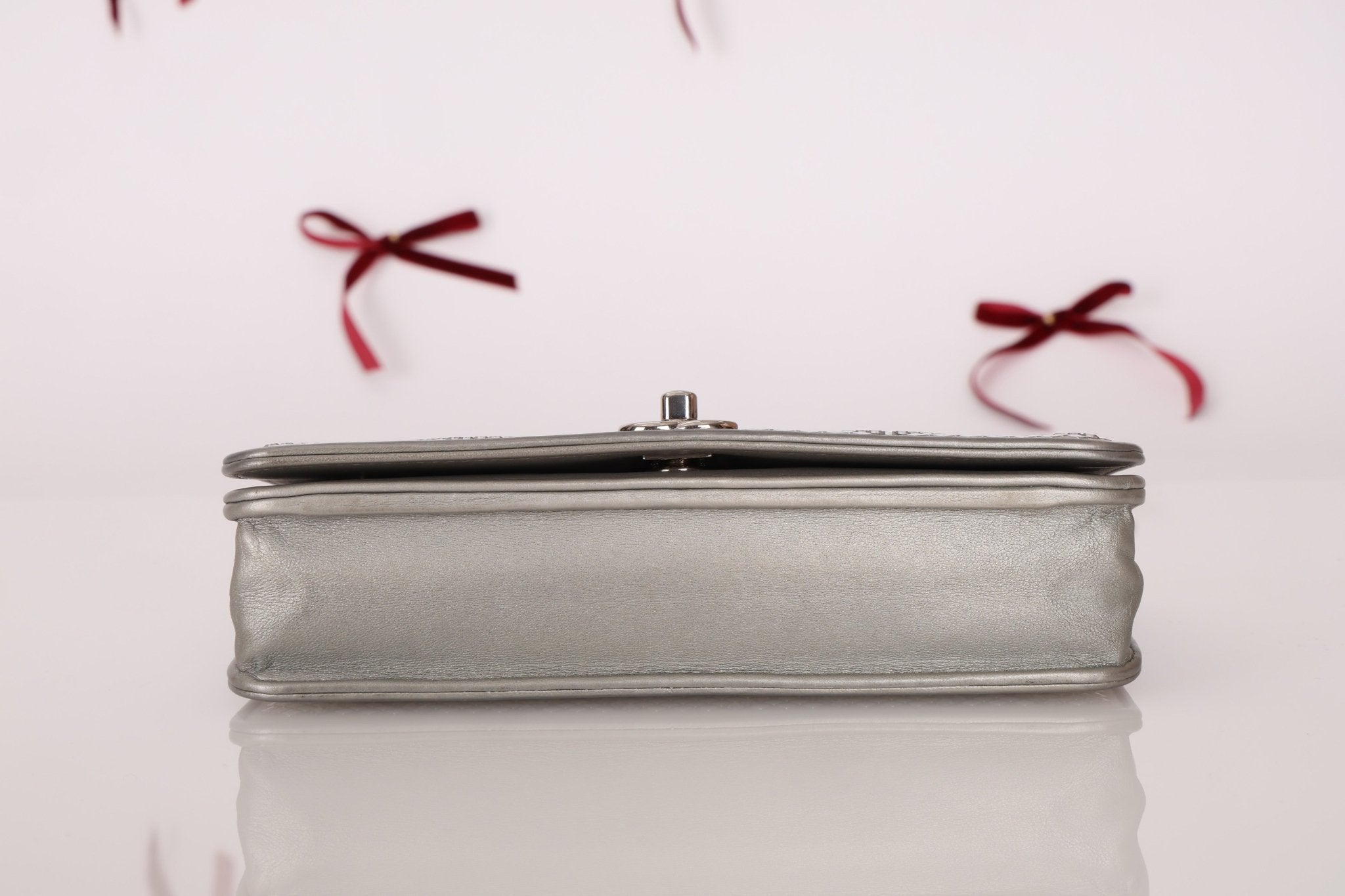 Chanel 2022 Crystal Studded Wallet on Chain - FashioNica