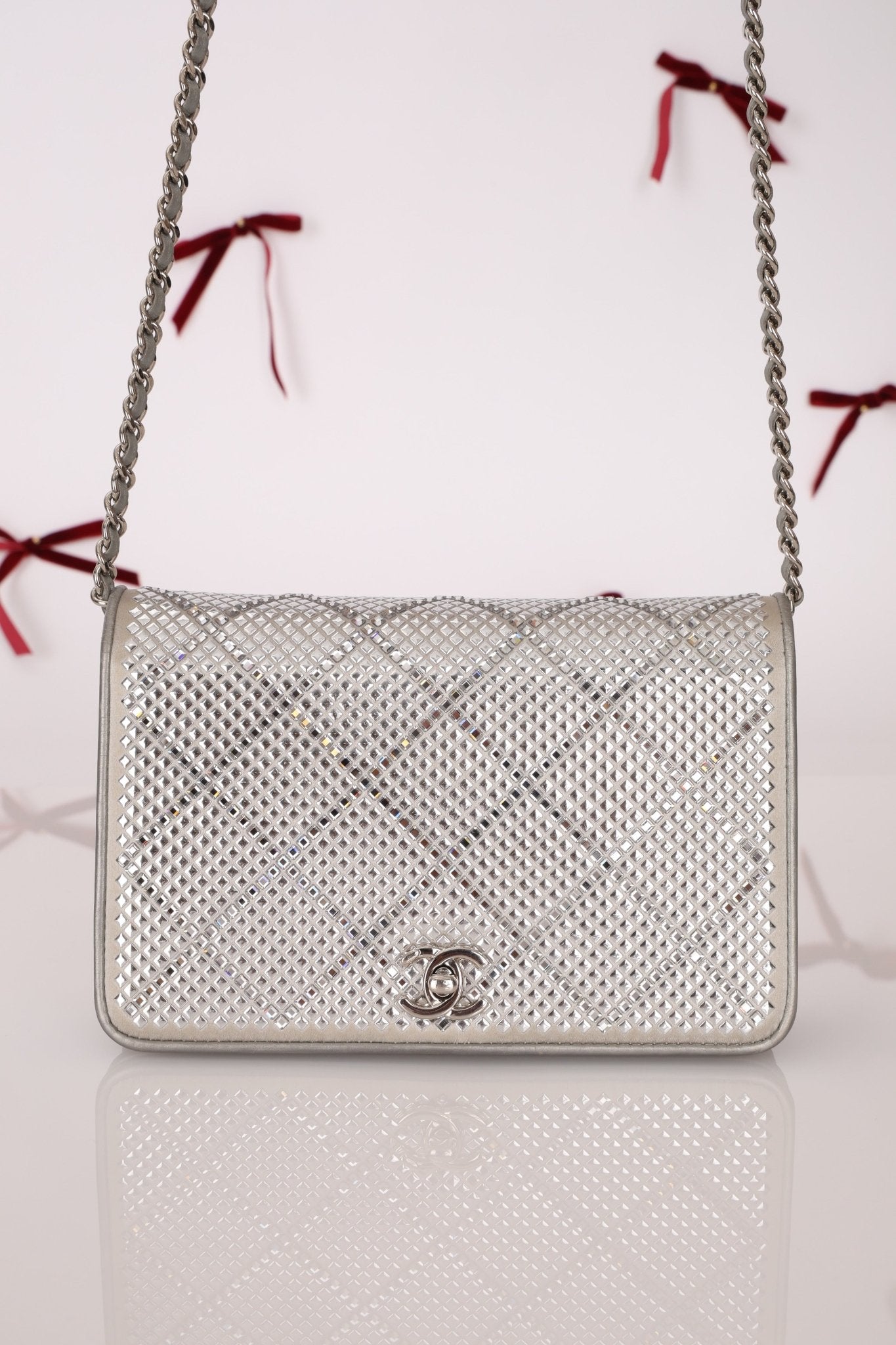 Chanel 2022 Crystal Studded Wallet on Chain - FashioNica