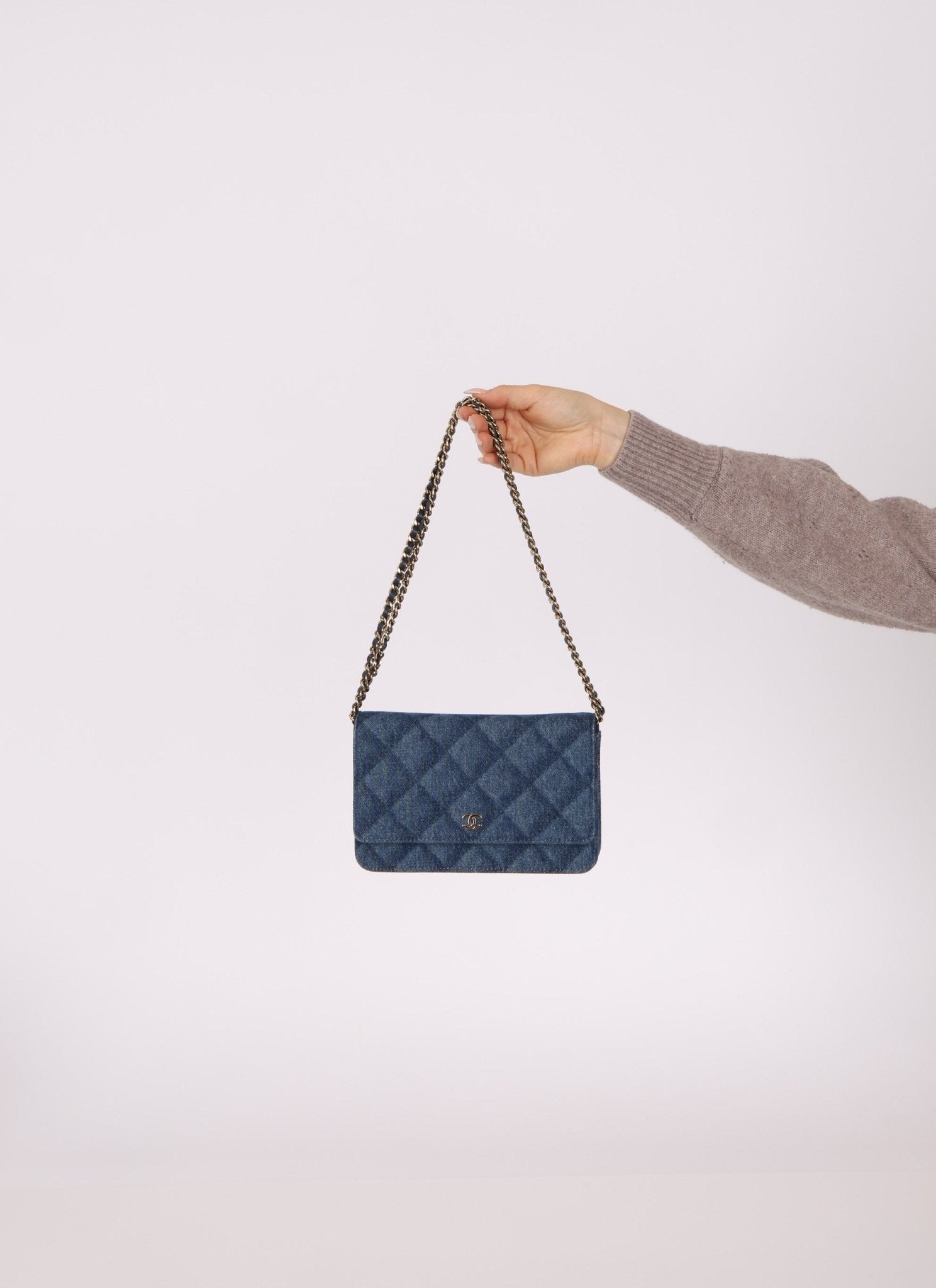 Chanel 2022 Denim Shadow Quilted Wallet on Chain - FashioNica
