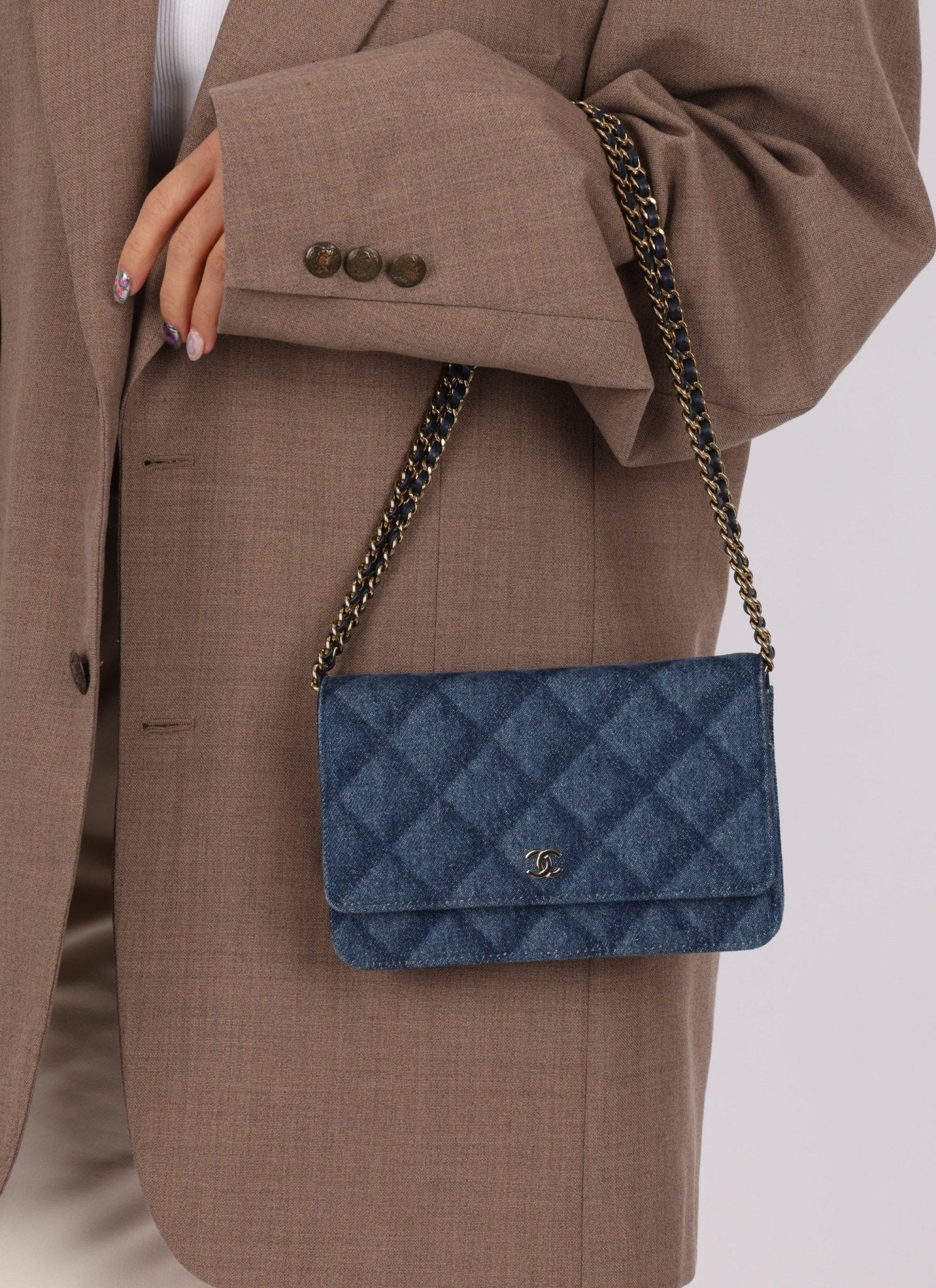 Chanel 2022 Denim Shadow Quilted Wallet on Chain - FashioNica