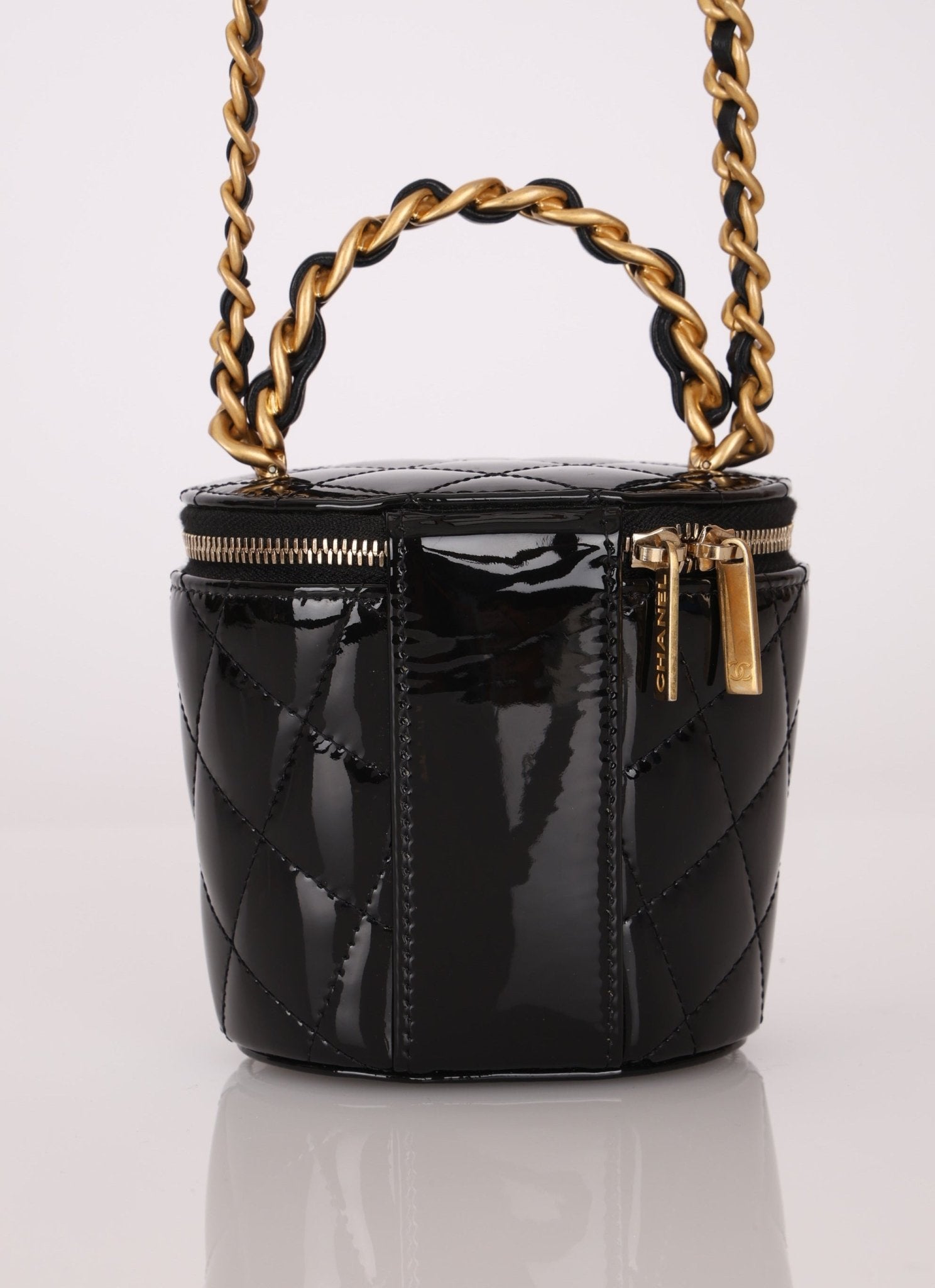 Chanel 2022 Patent Afternoon Tea Vanity on Chain - FashioNica