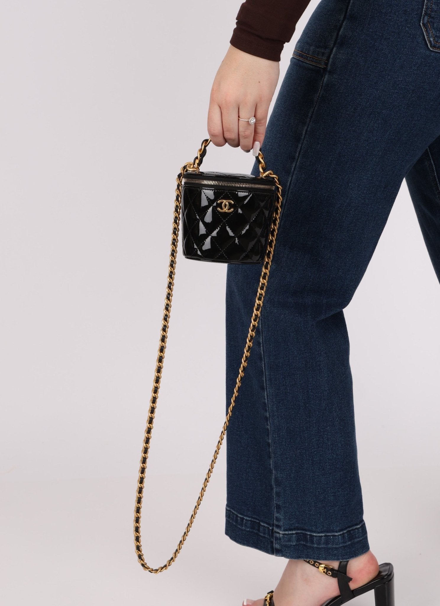 Chanel 2022 Patent Afternoon Tea Vanity on Chain - FashioNica
