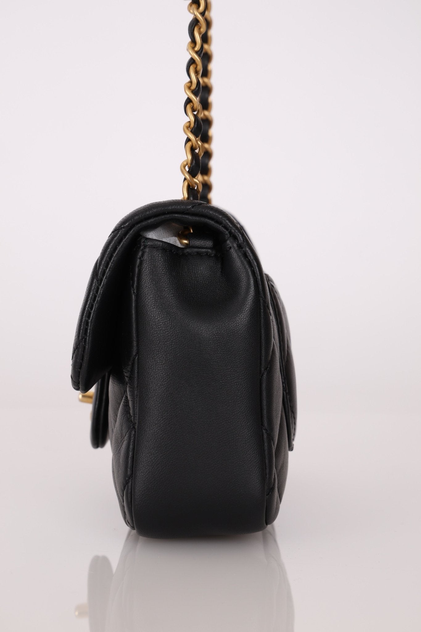 Chanel 2022 Quilted Mini Lambskin Heart Charms Flap Bag - FashioNica