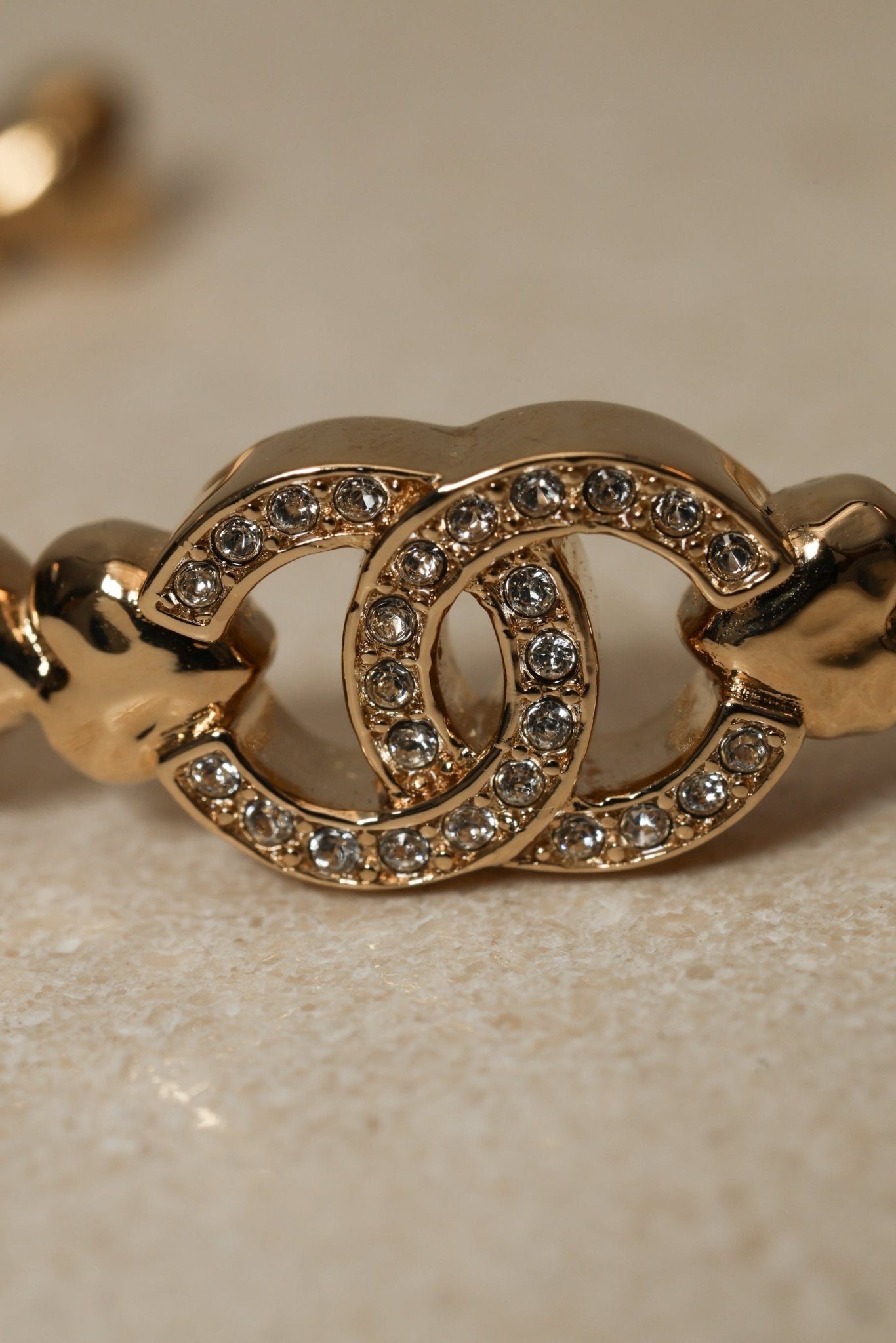 Chanel 2023 Crystal CC Strass Heart Bangle - FashioNica