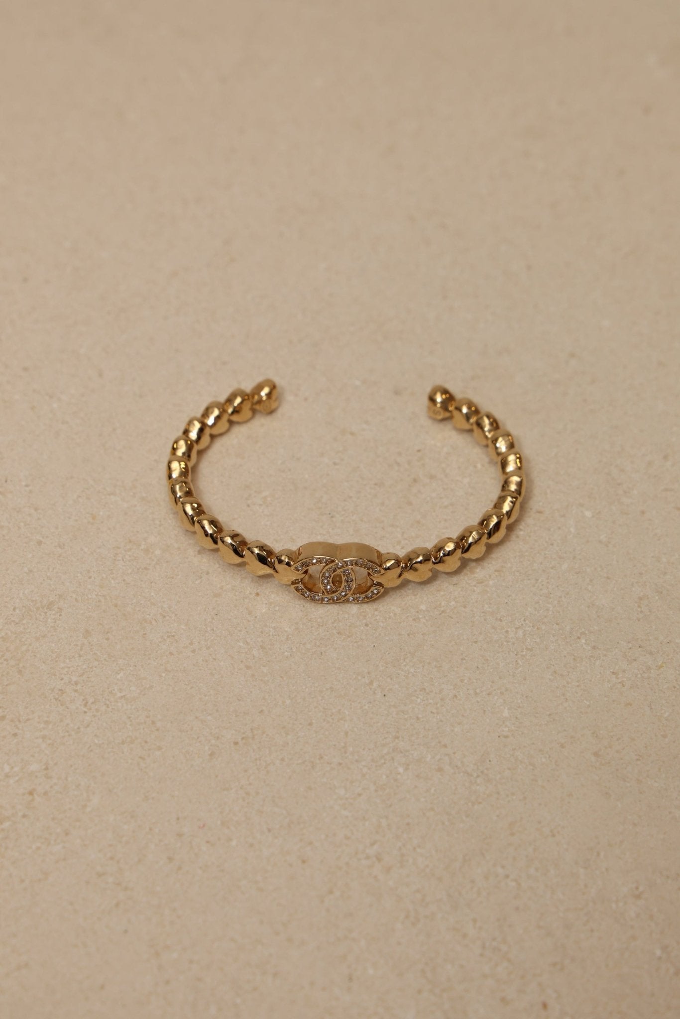 Chanel 2023 Crystal CC Strass Heart Bangle - FashioNica