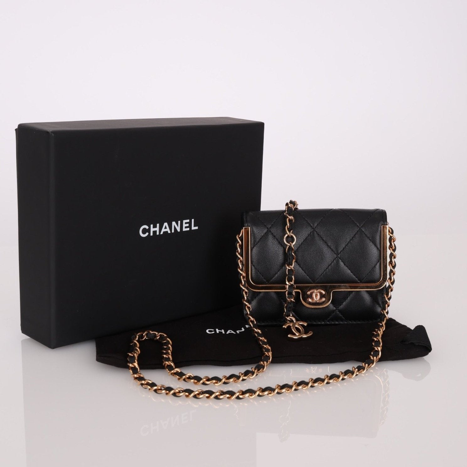 Chanel 2023 Lambskin Frame Card Holder Belt Bag RGHW - FashioNica