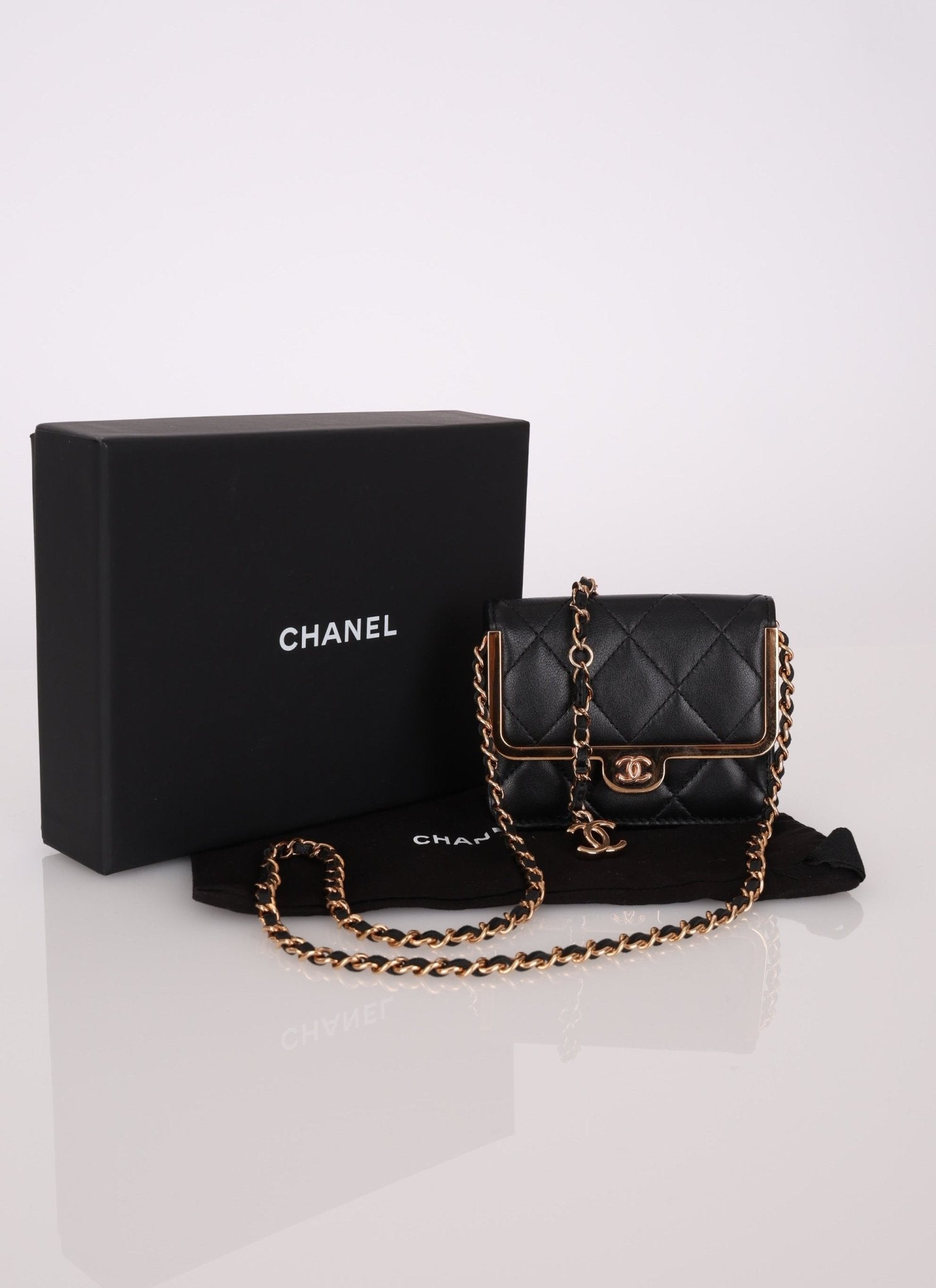 Chanel 2023 Lambskin Frame Card Holder Belt Bag RGHW - FashioNica