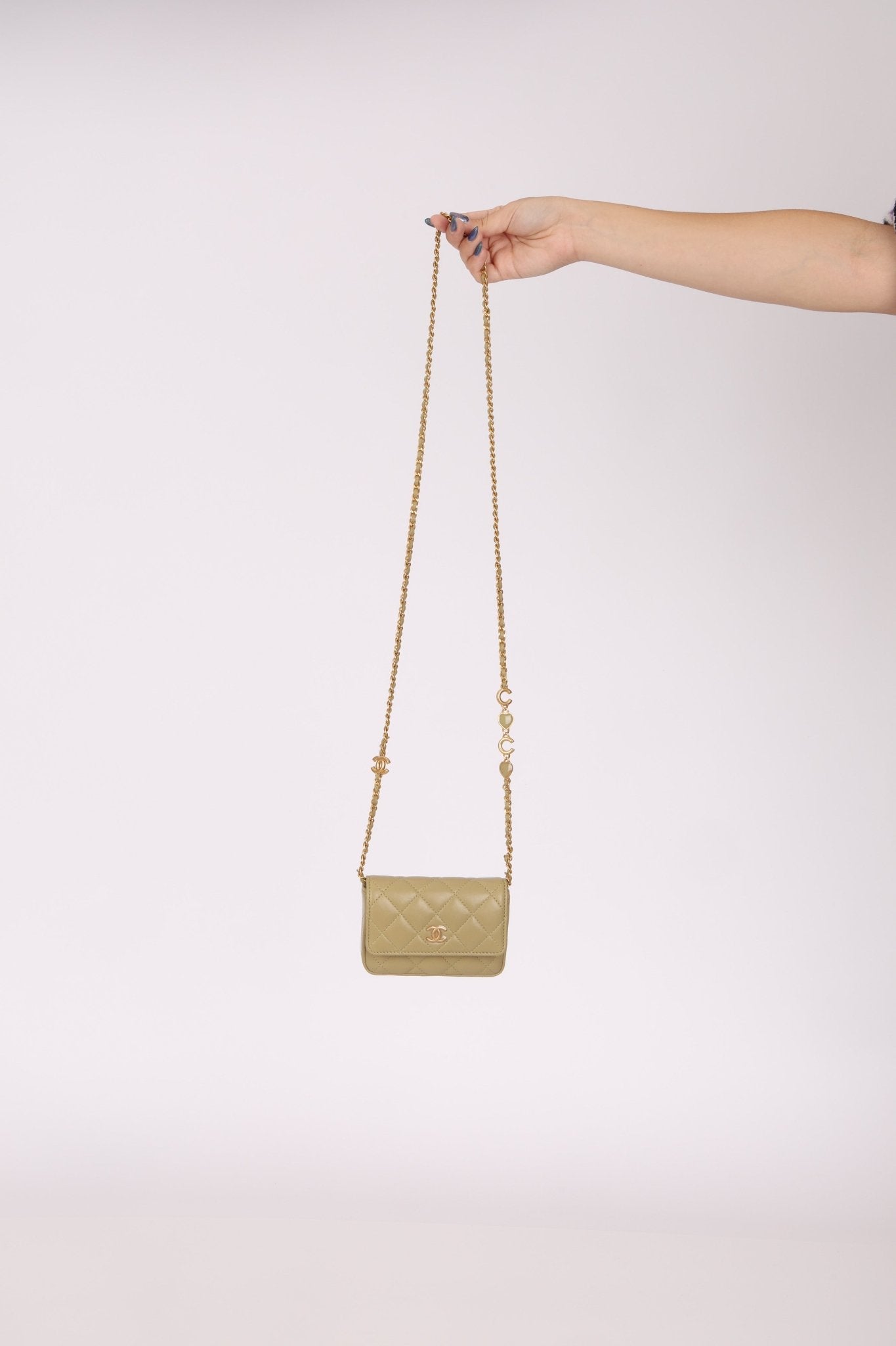 Chanel 2023 Lambskin Pistachio Coco Hearts Cardholder on Chain - FashioNica