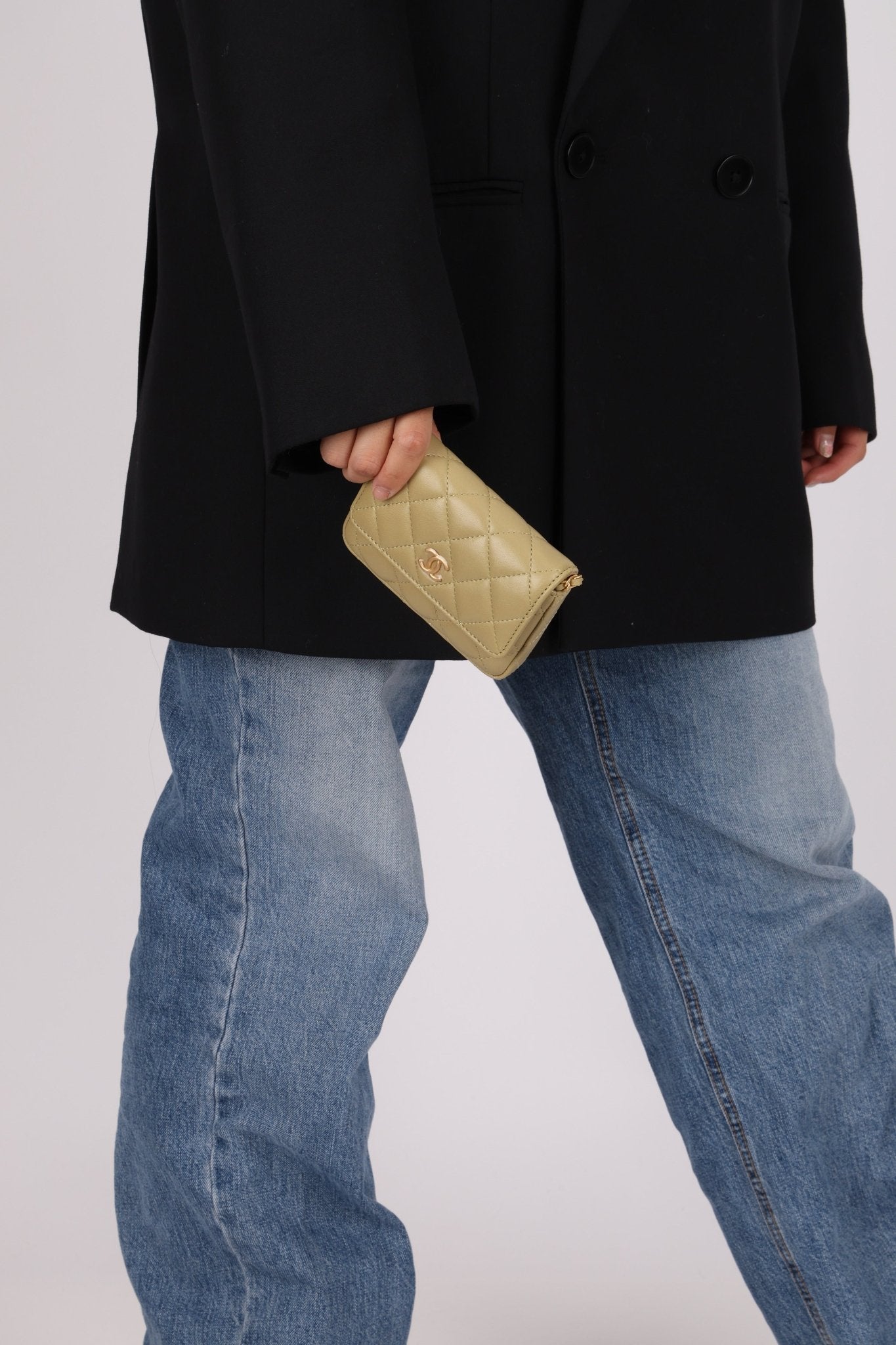 Chanel 2023 Lambskin Pistachio Coco Hearts Cardholder on Chain - FashioNica