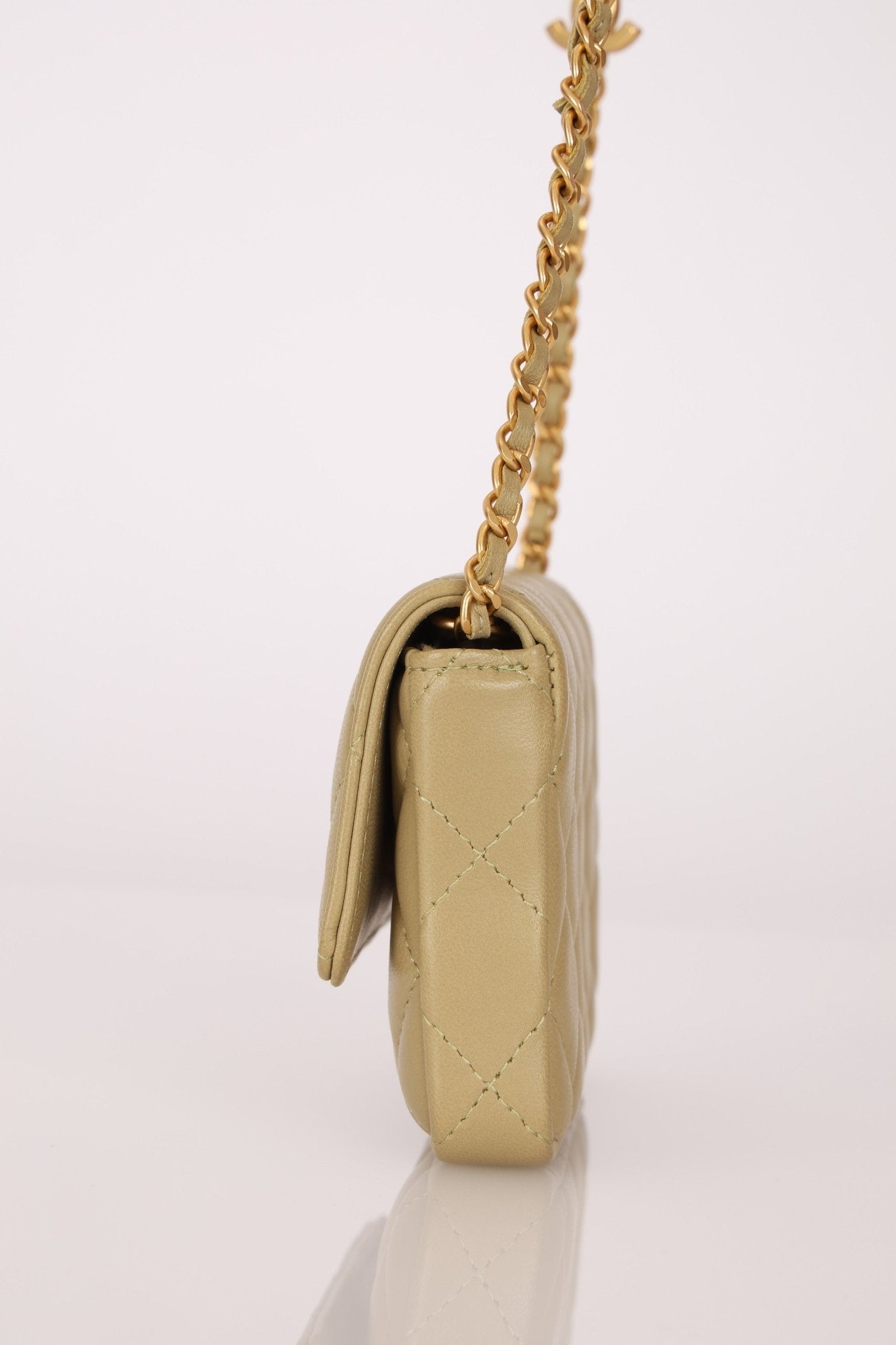 Chanel 2023 Matcha Lambskin Coco Cardholder on Chain - FashioNica