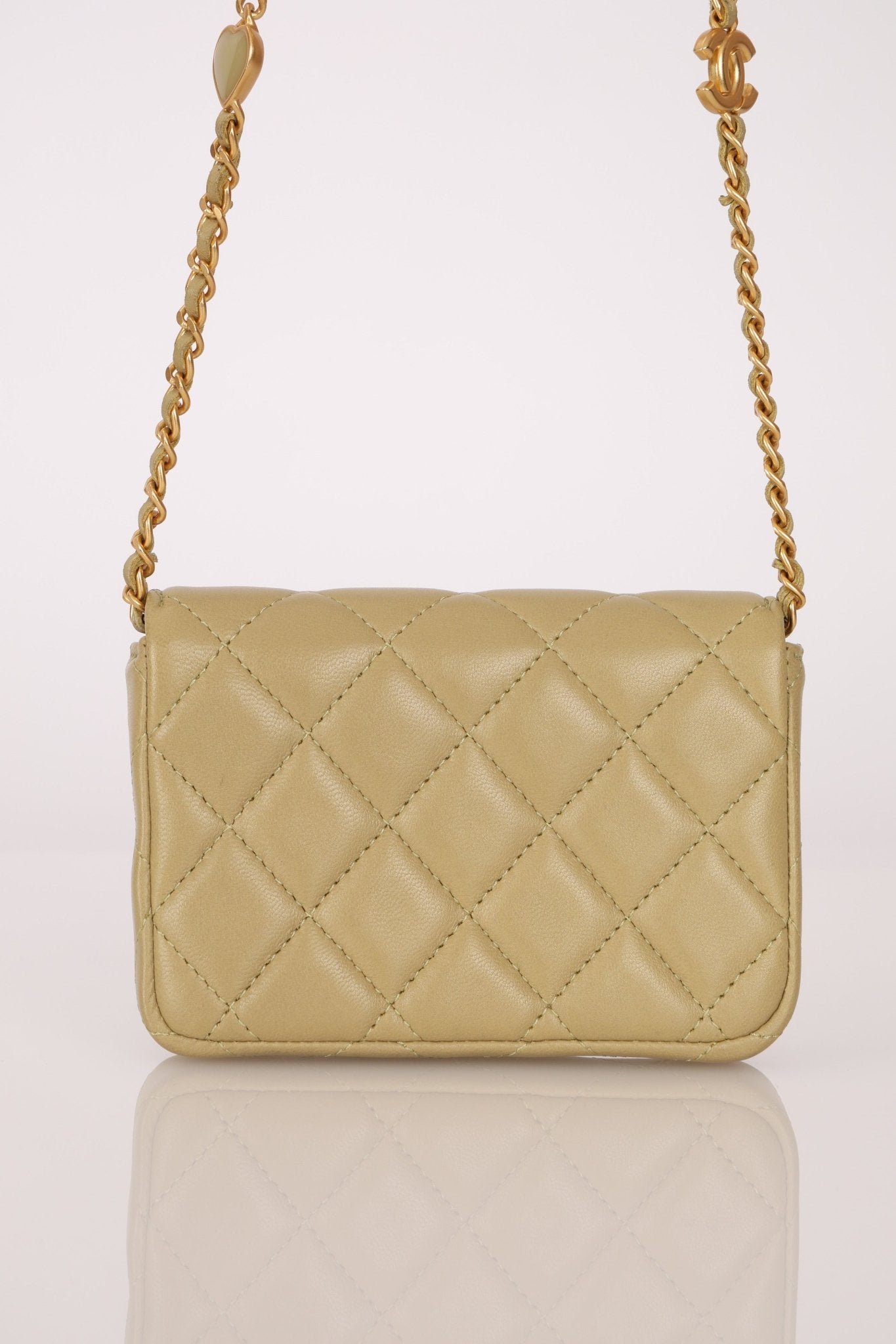 Chanel 2023 Matcha Lambskin Coco Cardholder on Chain - FashioNica