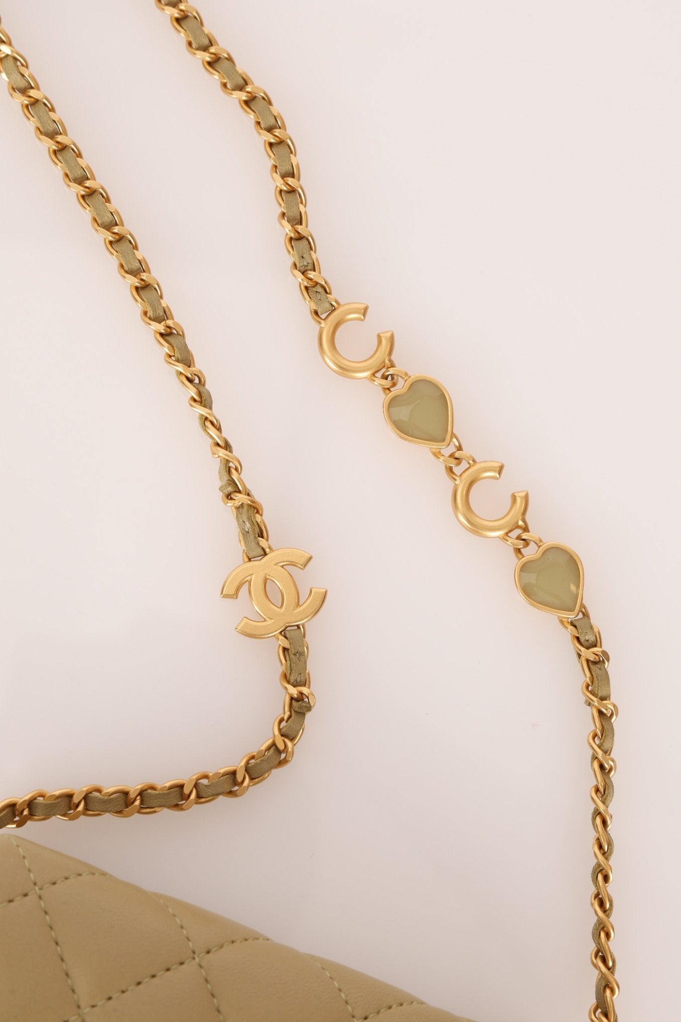 Chanel 2023 Matcha Lambskin Coco Cardholder on Chain - FashioNica