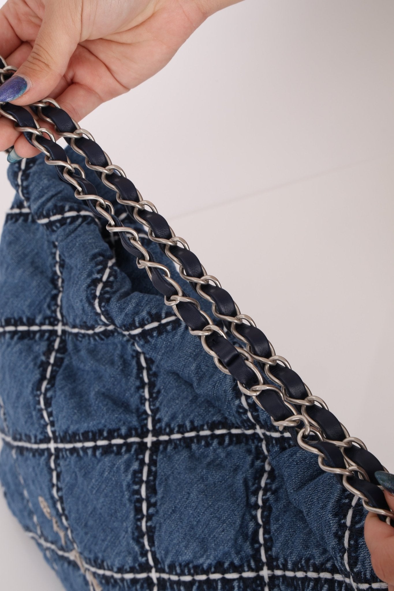 Chanel 2023 Small Denim 22 Shoulder Bag - FashioNica