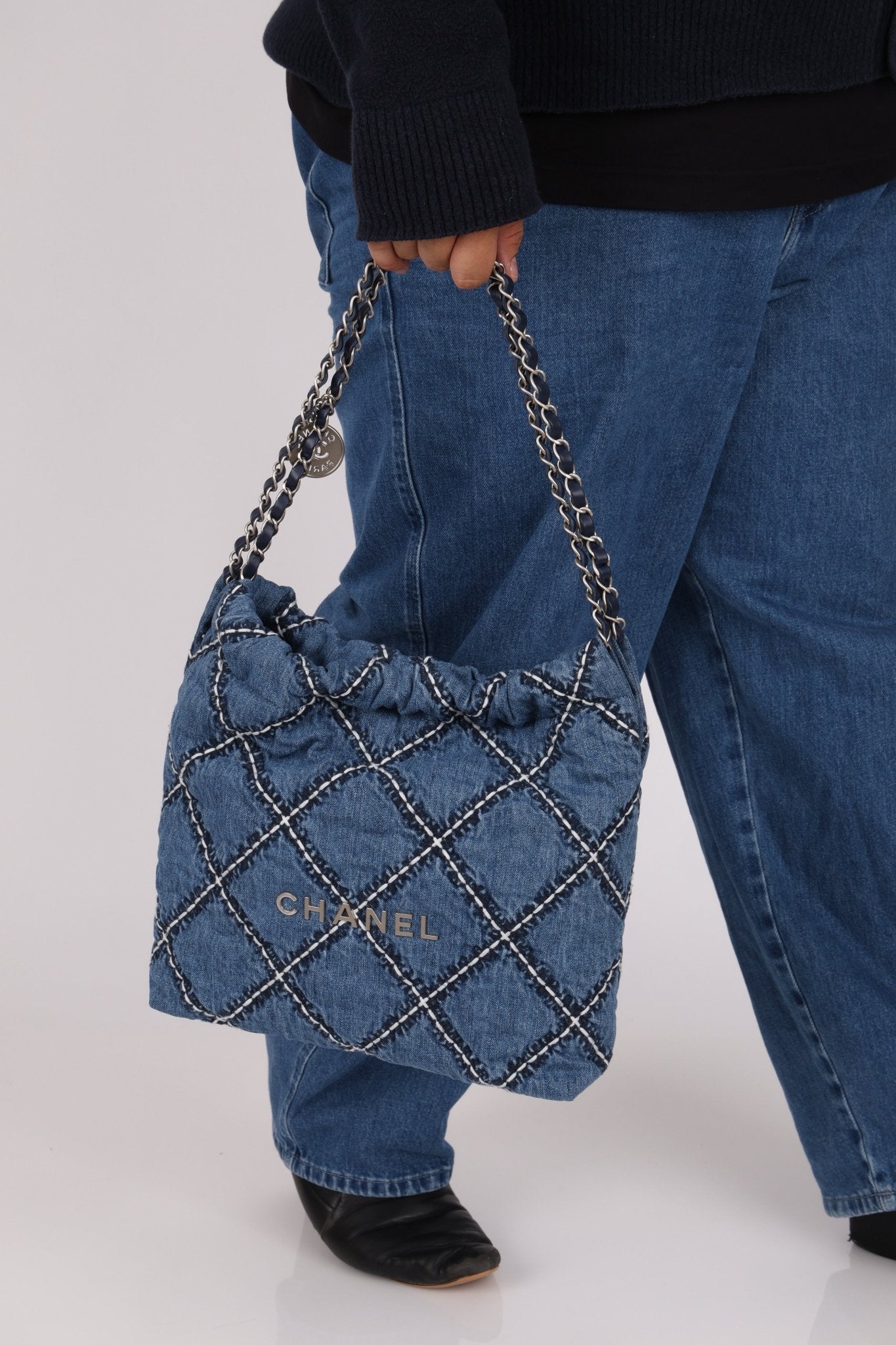 Chanel 2023 Small Denim 22 Shoulder Bag - FashioNica