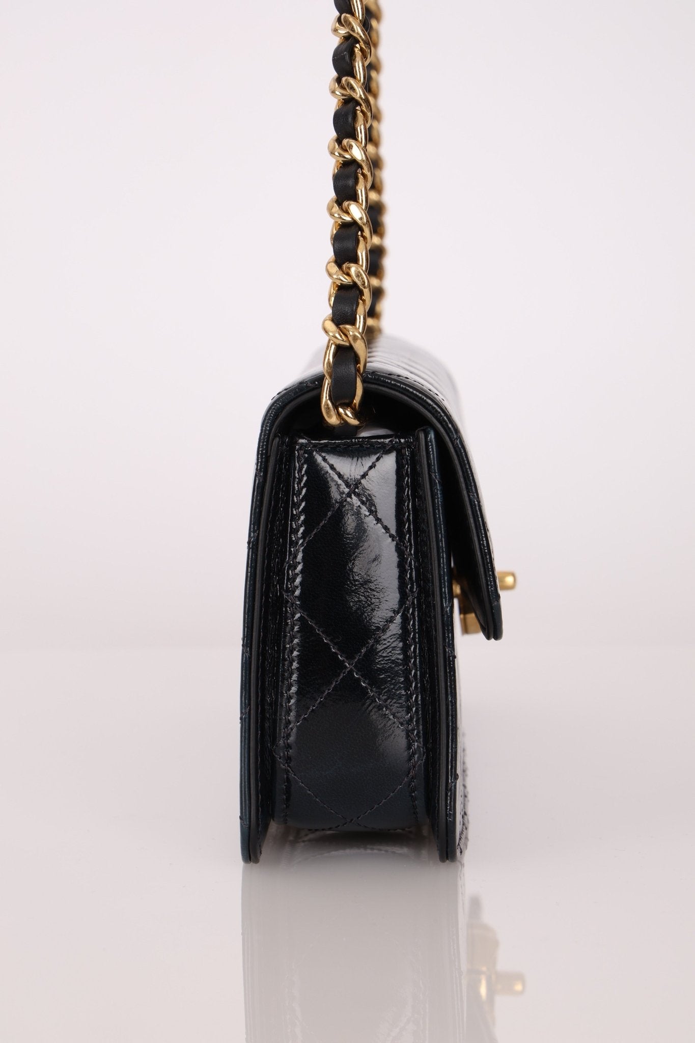 Chanel 2024 Patent Métiers d’art Turnlock Large East West Bag - FashioNica