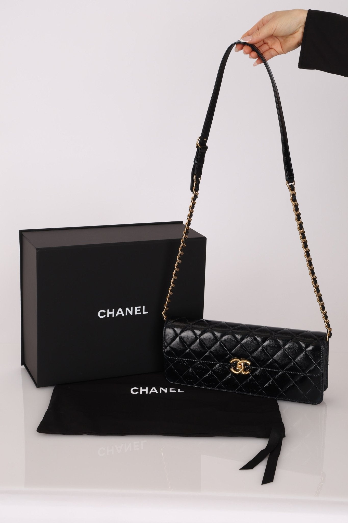 Chanel 2024 Patent Métiers d’art Turnlock Large East West Bag - FashioNica