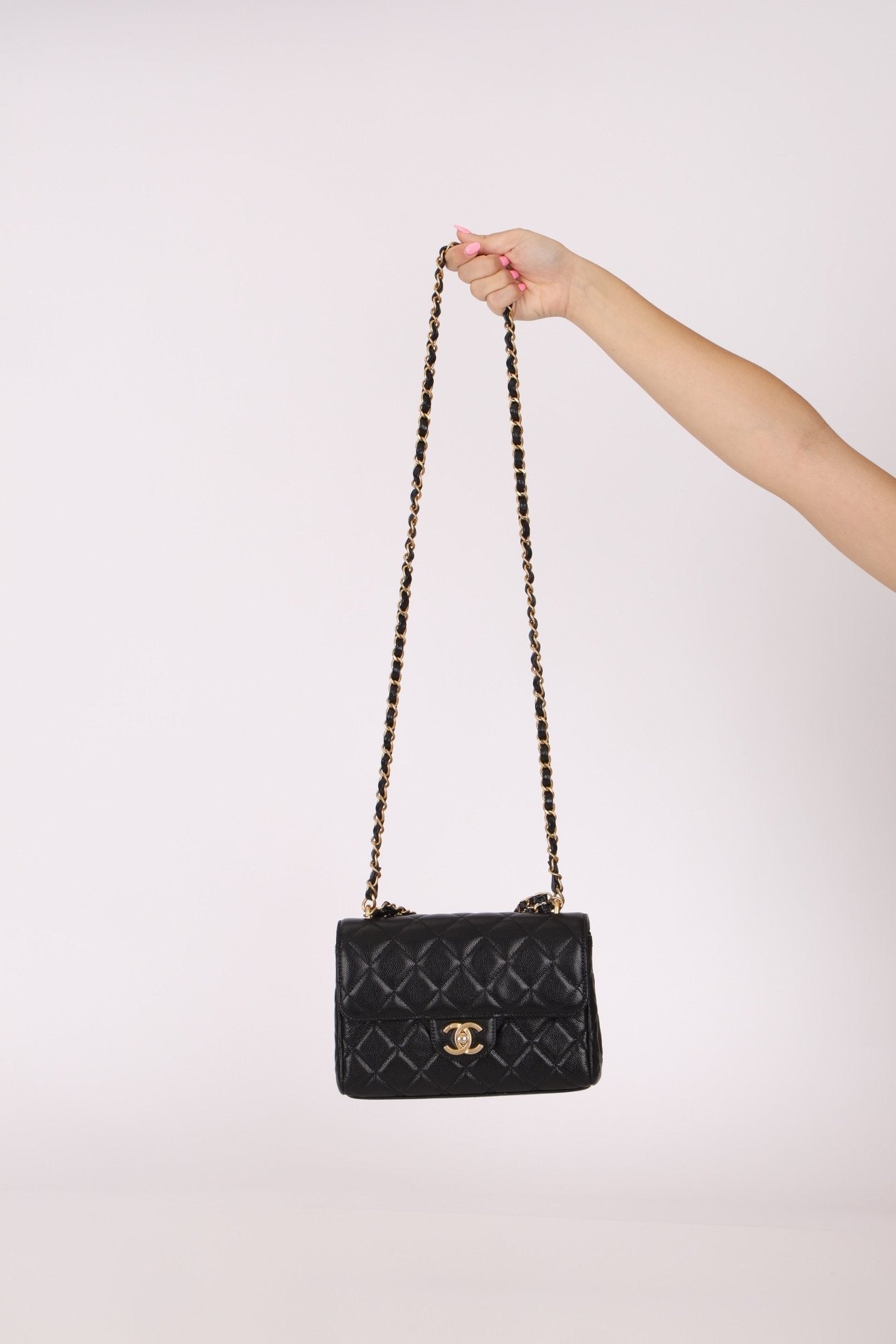 Chanel 2025 Caviar Chain Top Handle Turnlock Mini Flap - FashioNica
