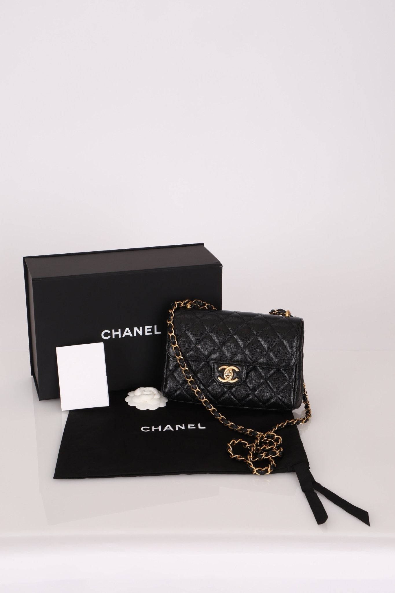 Chanel 2025 Caviar Chain Top Handle Turnlock Mini Flap - FashioNica