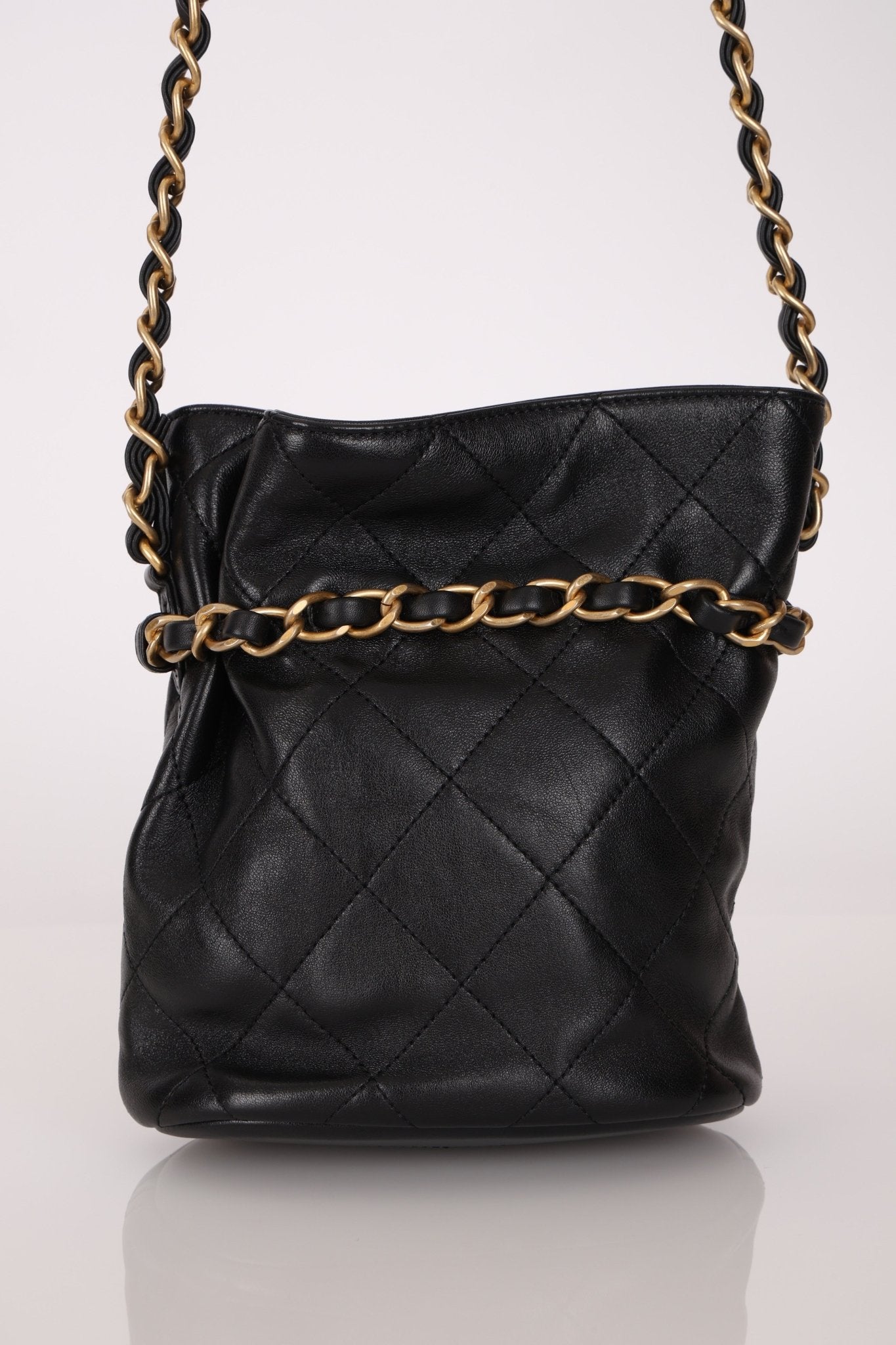 Chanel 23S CC Turnlock Medallion Chain Lambskin Bucket Bag - FashioNica