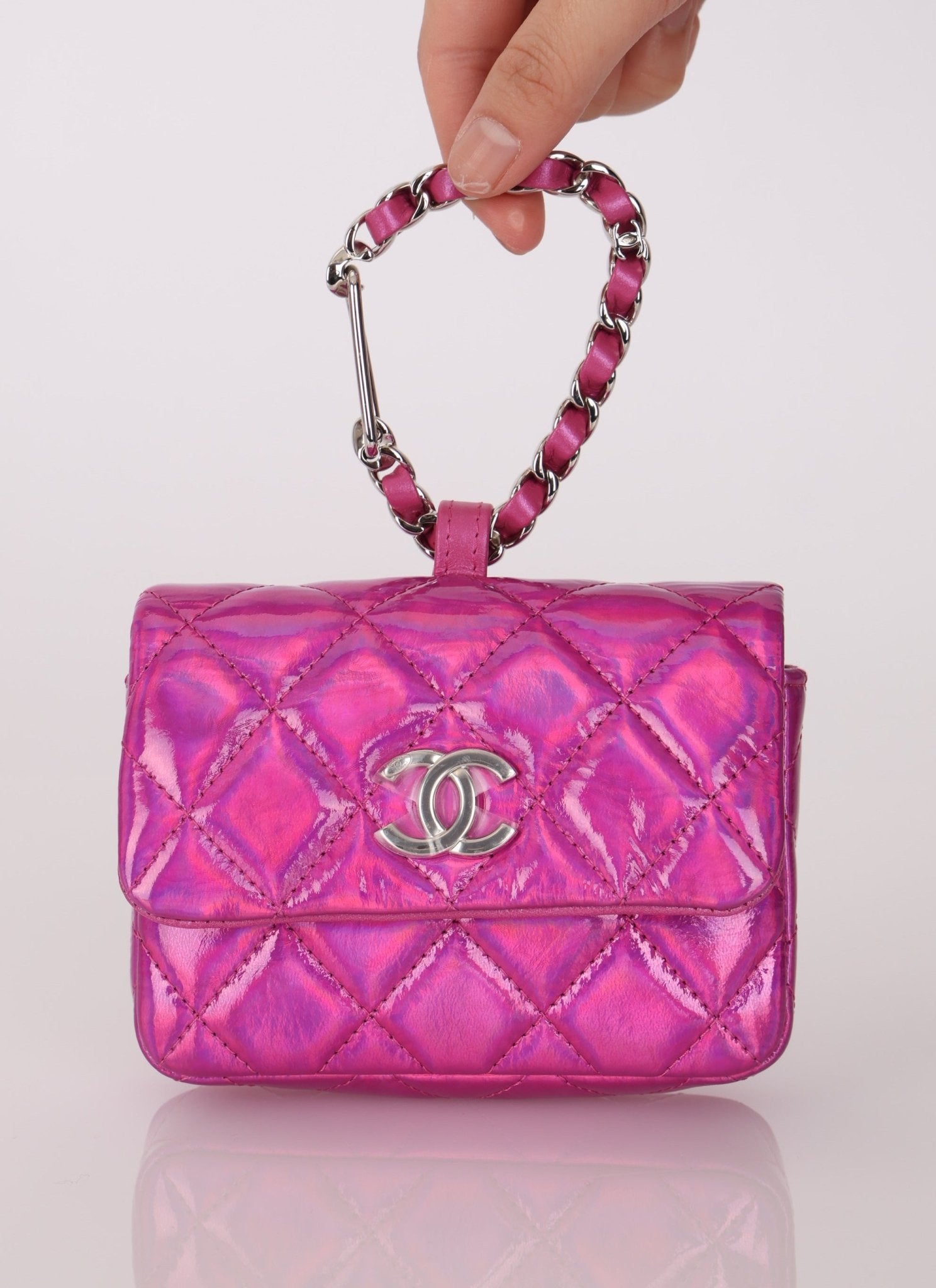 Chanel 24C Iridescent Patent Quilted Carabiner Card Holder - FashioNica