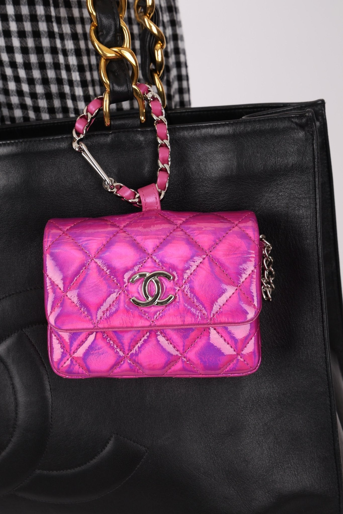 Chanel 24C Iridescent Patent Quilted Carabiner Card Holder - FashioNica