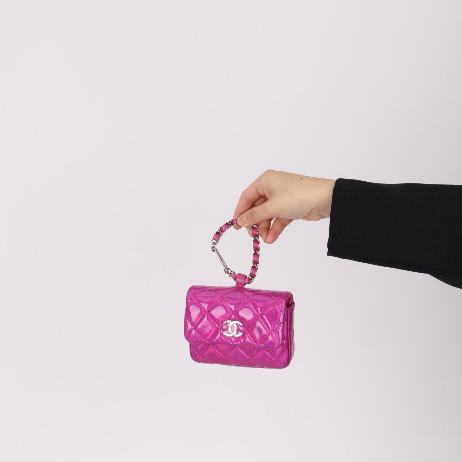 Chanel 24C Iridescent Patent Quilted Carabiner Card Holder - FashioNica