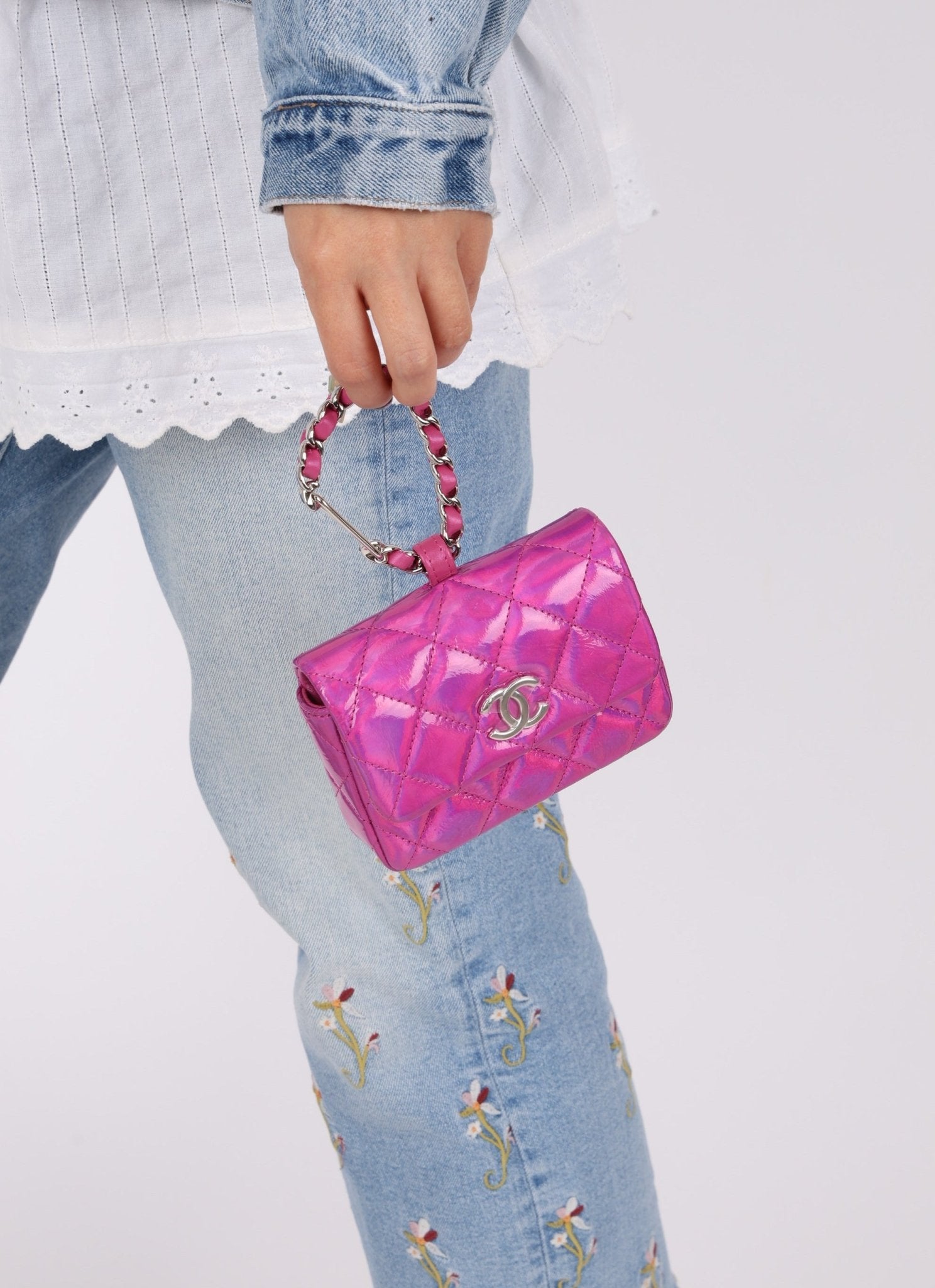 Chanel 24C Iridescent Patent Quilted Carabiner Card Holder - FashioNica