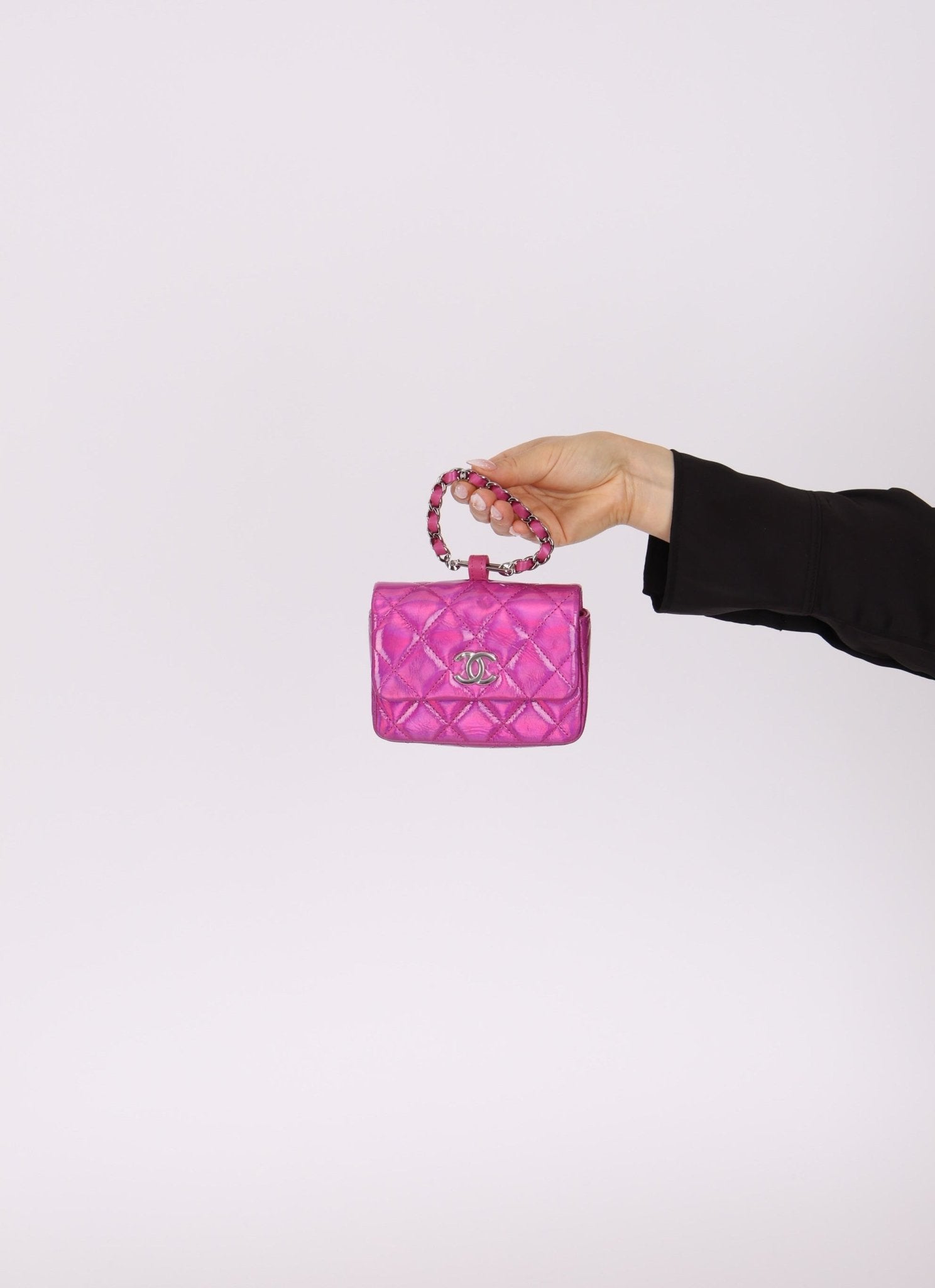 Chanel 24C Iridescent Patent Quilted Carabiner Card Holder - FashioNica