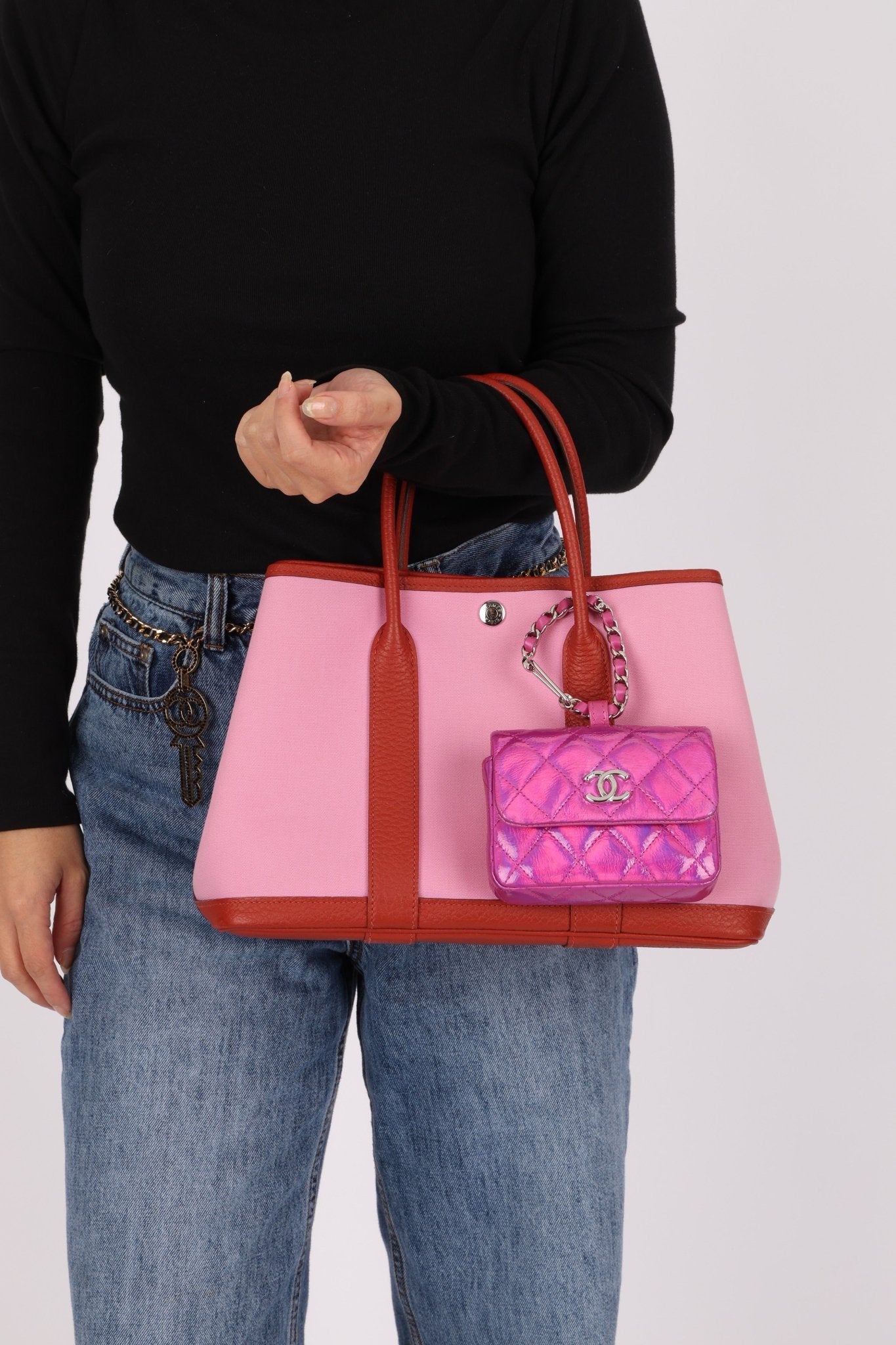 Chanel 24C Iridescent Patent Quilted Carabiner Chain Card Holder - FashioNica