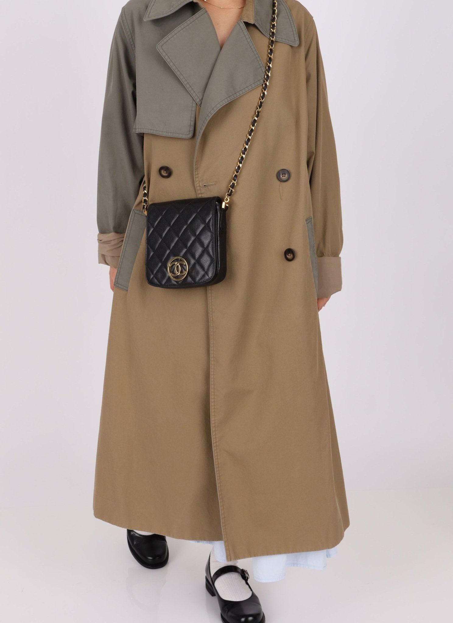 Chanel 24K GP Caviar Mini Chain Bag - FashioNica