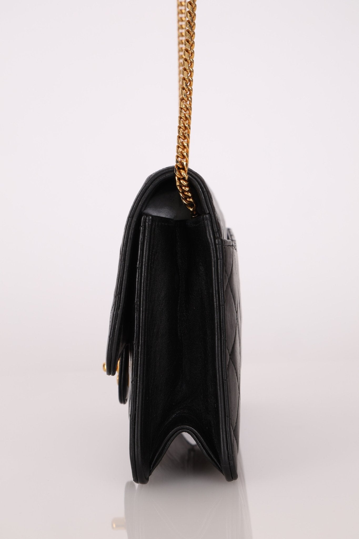 Chanel 24K GP Lambskin Chain Turnlock Single Flap - FashioNica