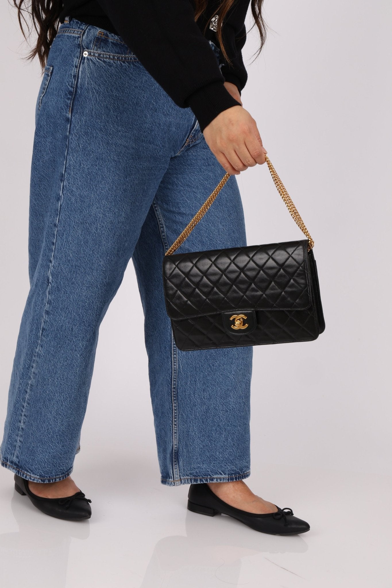 Chanel 24K GP Lambskin Chain Turnlock Single Flap - FashioNica