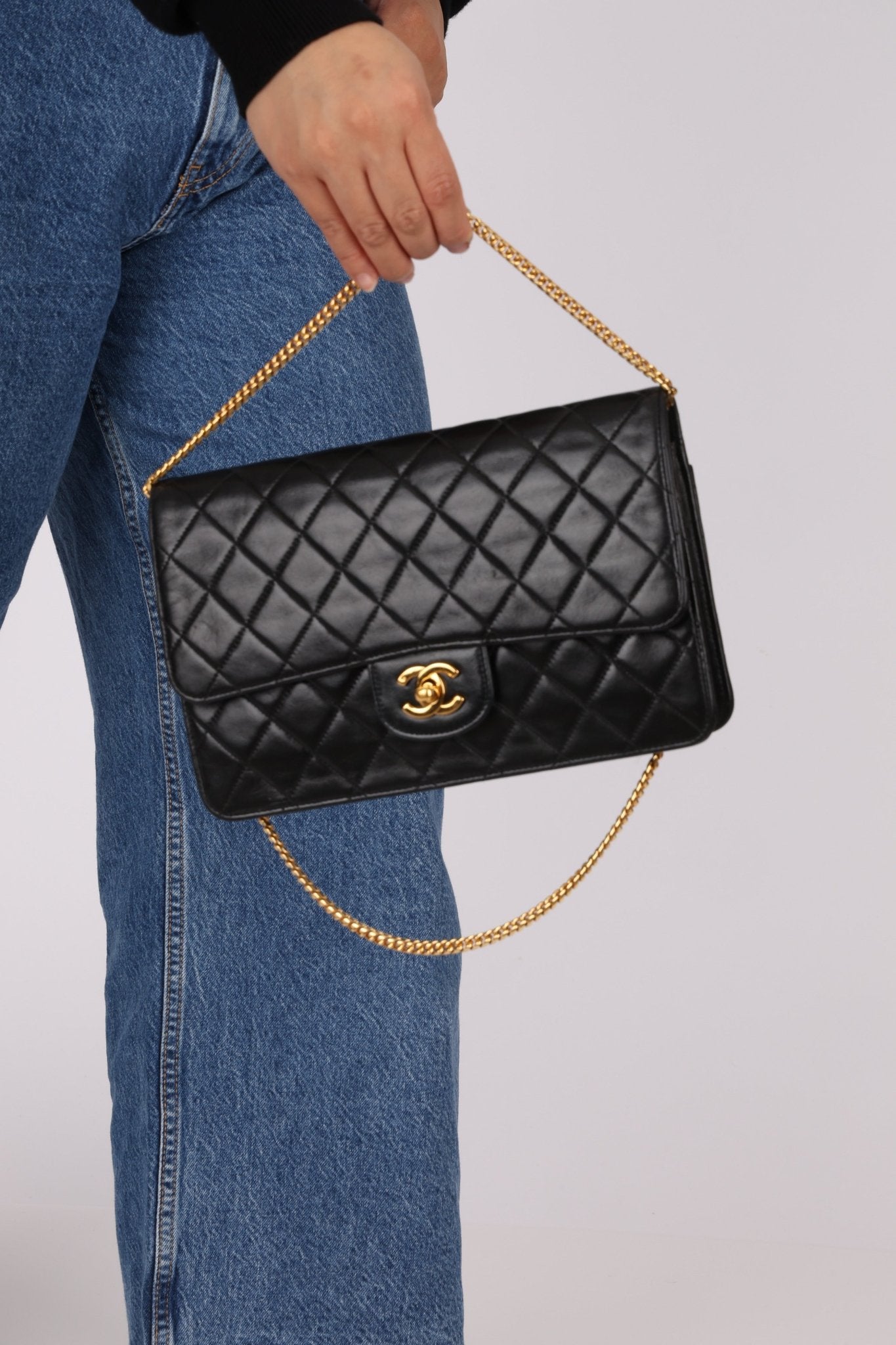 Chanel 24K GP Lambskin Chain Turnlock Single Flap - FashioNica